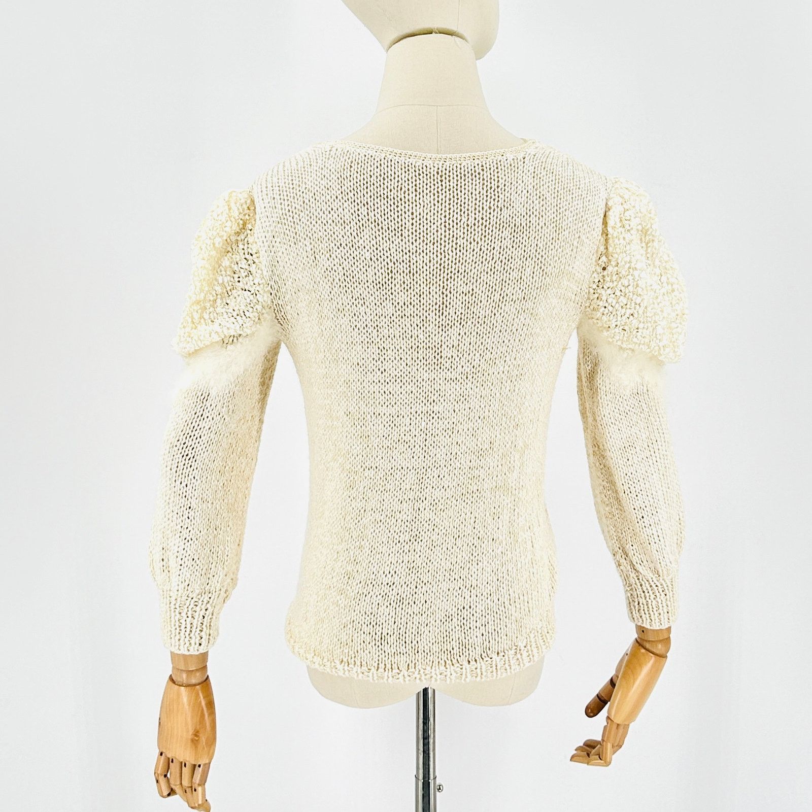 Vintage 80s Cream Super Soft Puff Sleeve Angora Pearl Trim Sweater Size M / US 6-8 / IT 42-44 - 6 Thumbnail