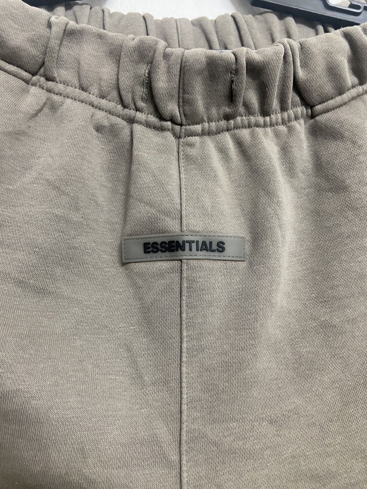 Fear of God Fear Of God Essentials Shorts Size US 32 / EU 48 - 7 Thumbnail