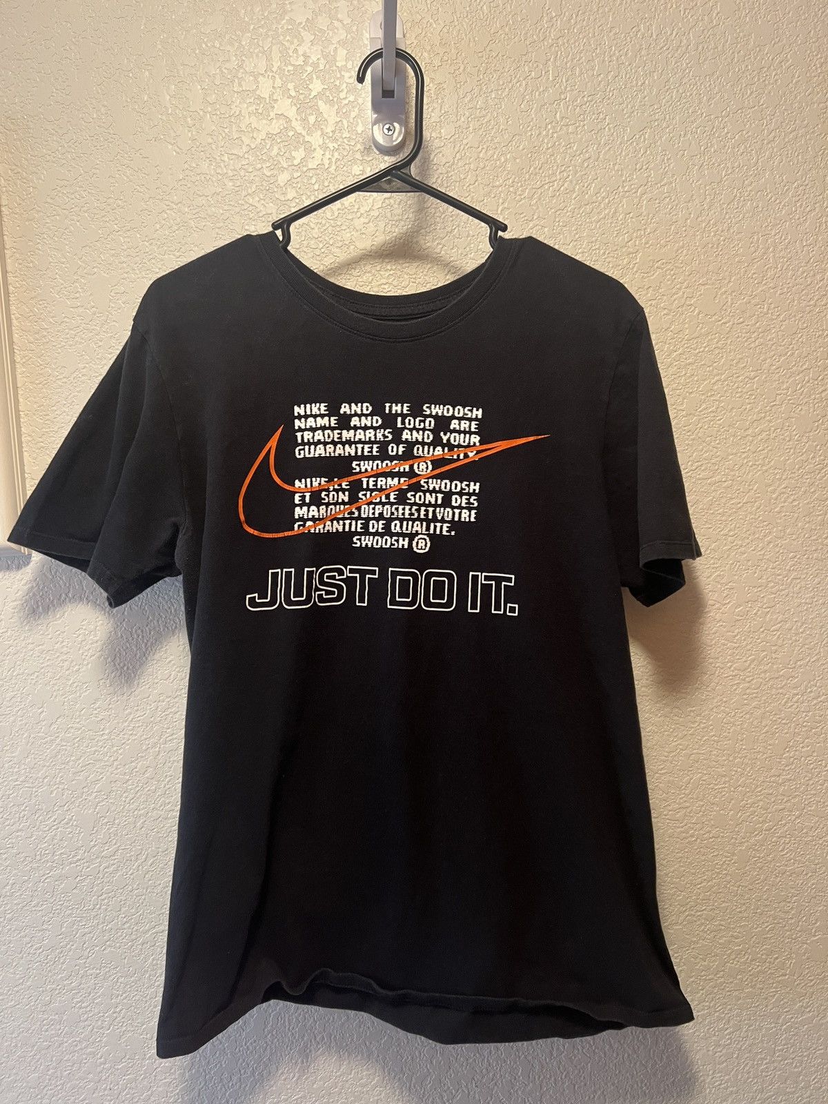 Nike Nike Graphic T-Shirt Size US M / EU 48-50 / 2 - 1 Thumbnail