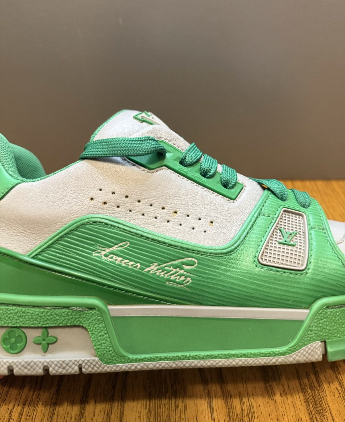 Louis Vuitton Louis Vuittton Trainer Sneaker (Green/Grey) Size US 9 / EU 42 - 12 Thumbnail