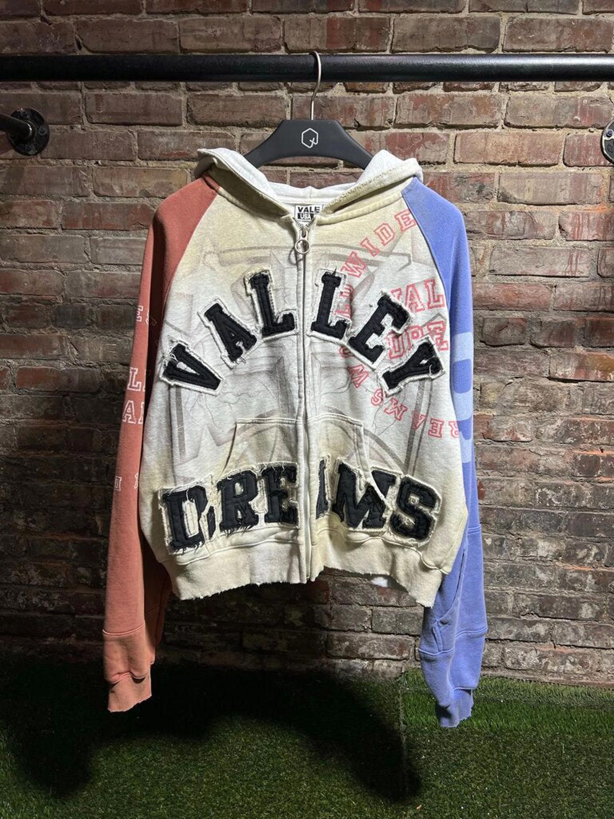 Vale Vale Forever Patriot Chop N Screw Zip-Up Sz. XL Size ONE SIZE - 1 Thumbnail