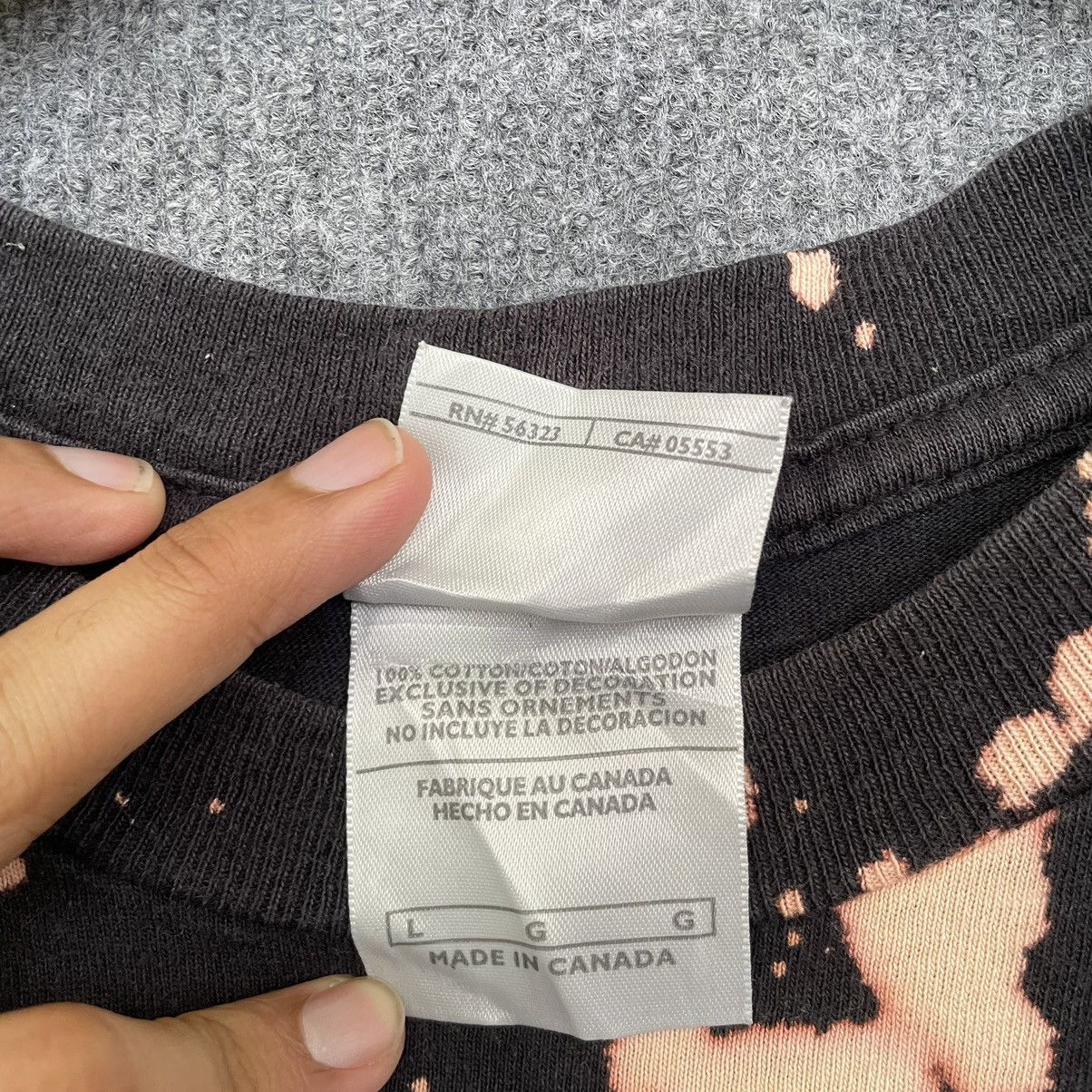 Nike × Vintage Vintage 2000s Nike Just Do It Acidwash T Shirt Size US L / EU 52-54 / 3 - 4 Thumbnail