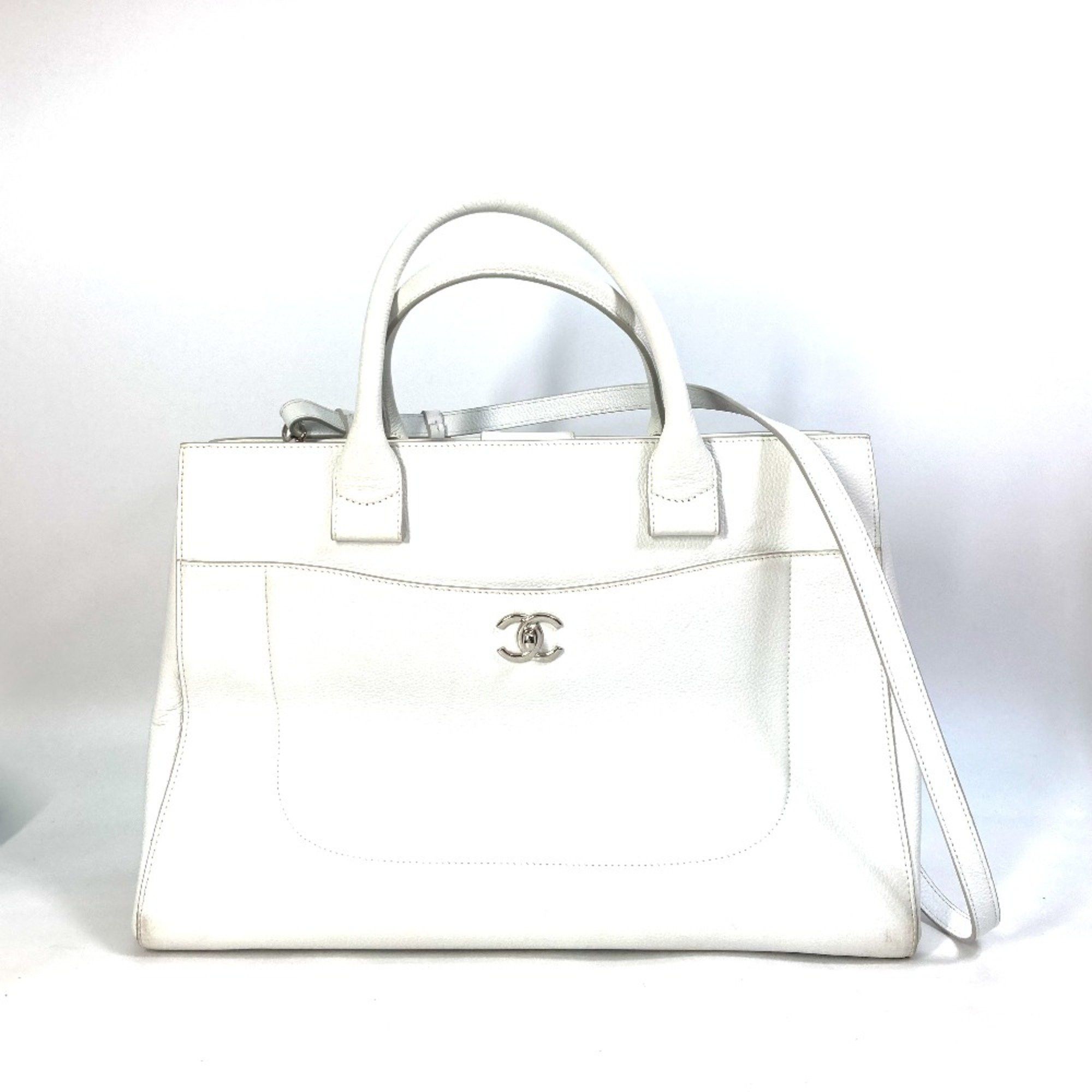 Chanel Chanel A69931 CC Mark 2WAY Shoulder Bag shoulder Hand Bag White SilverHardware Size ONE SIZE - 1 Thumbnail