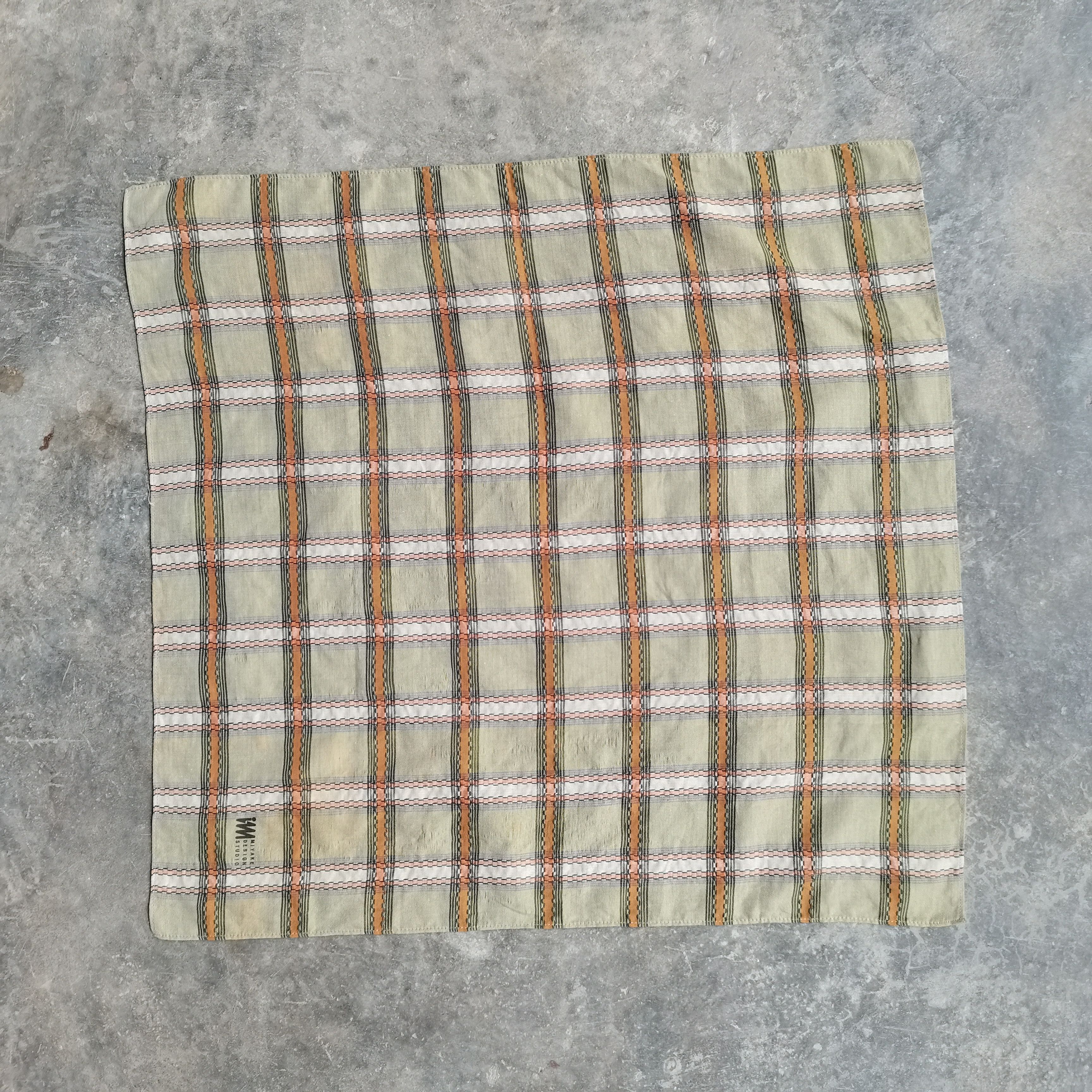 Issey Miyake × Japanese Brand × Vintage Vintage ISSEY MIYAKE DESIGN STUDIO Handkerchiefs Size ONE SIZE - 4 Thumbnail