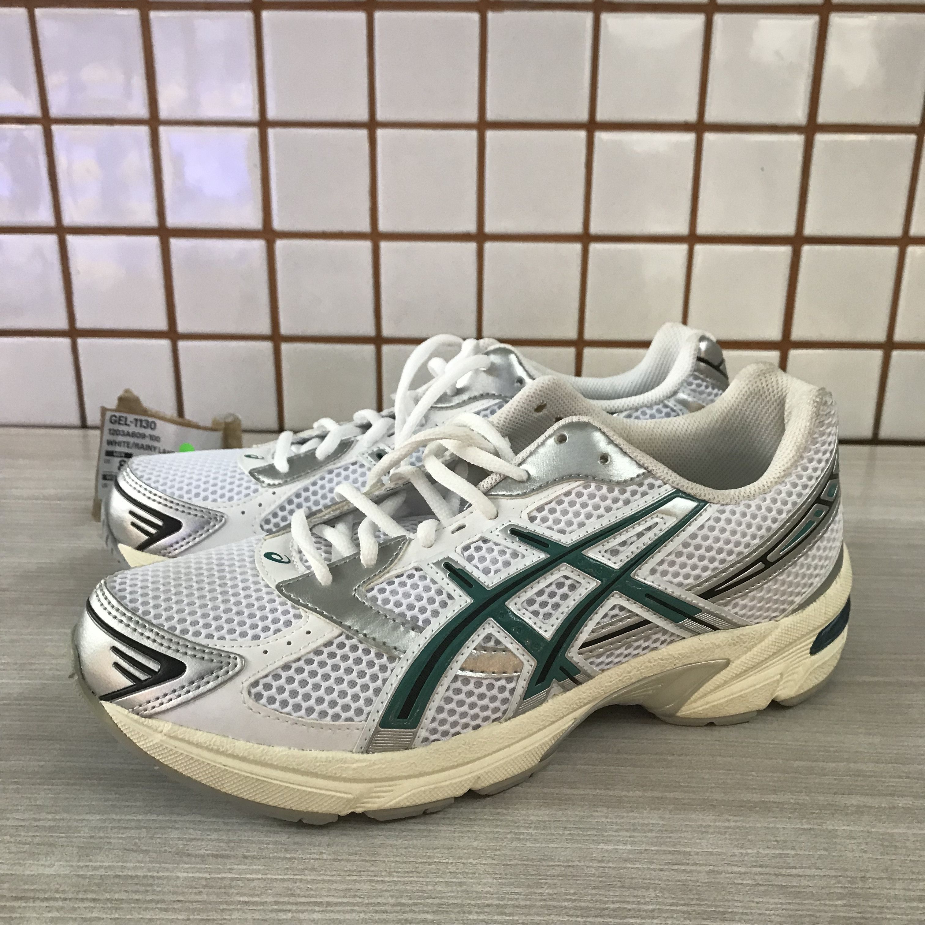 Asics ASICS GEL-1130 RETRO TECH STYLE FITS TODAY’S CITY Size US 9 / EU 42 - 3 Thumbnail