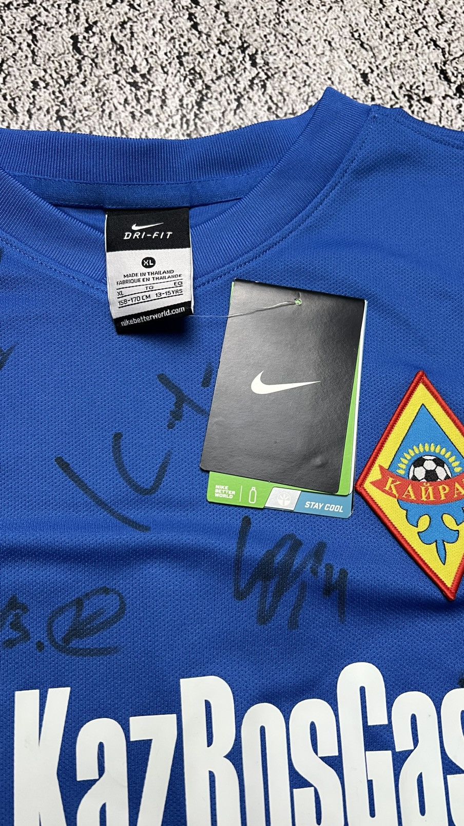 Nike NWT‼️2015-2016 FC Kairat SIGNED BY PLAYERS nike jersey Size US S / EU 44-46 / 1 - 8 Thumbnail