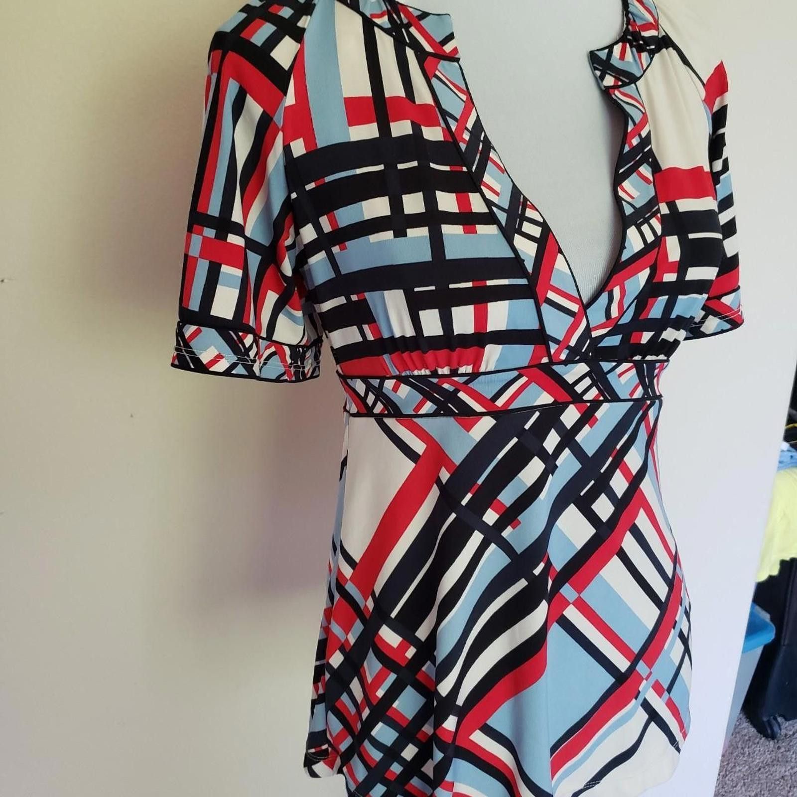 Vintage BCBGMAXZRIA V-Neck Empire Waist Flattering Women's Top XS Size XS / US 0-2 / IT 36-38 - 2 Thumbnail