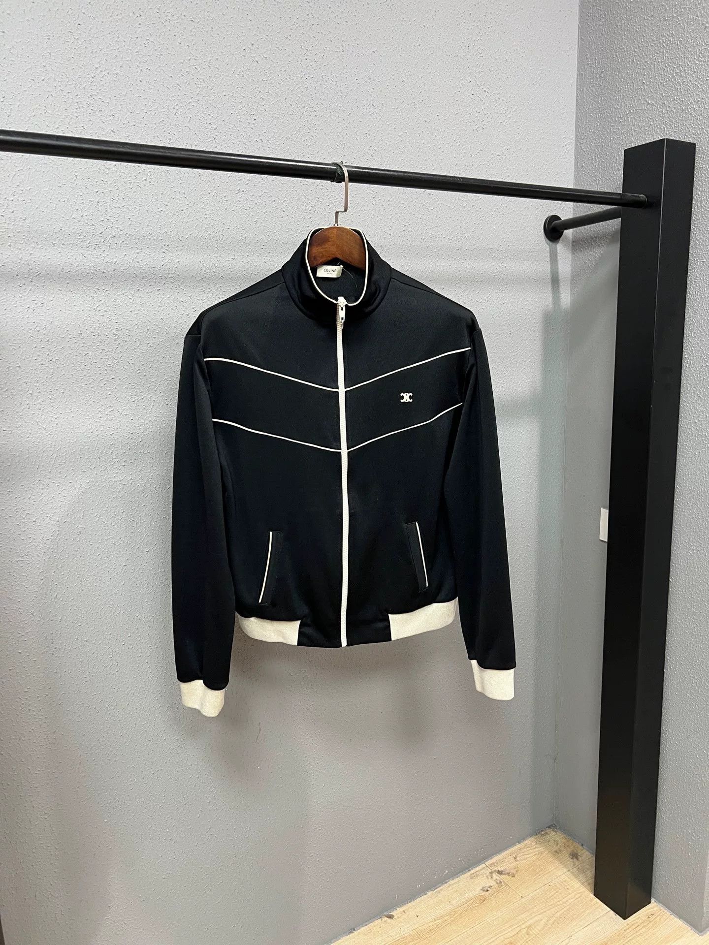 Celine celine black triumph sports jacket Size US M / EU 48-50 / 2 - 1 Thumbnail