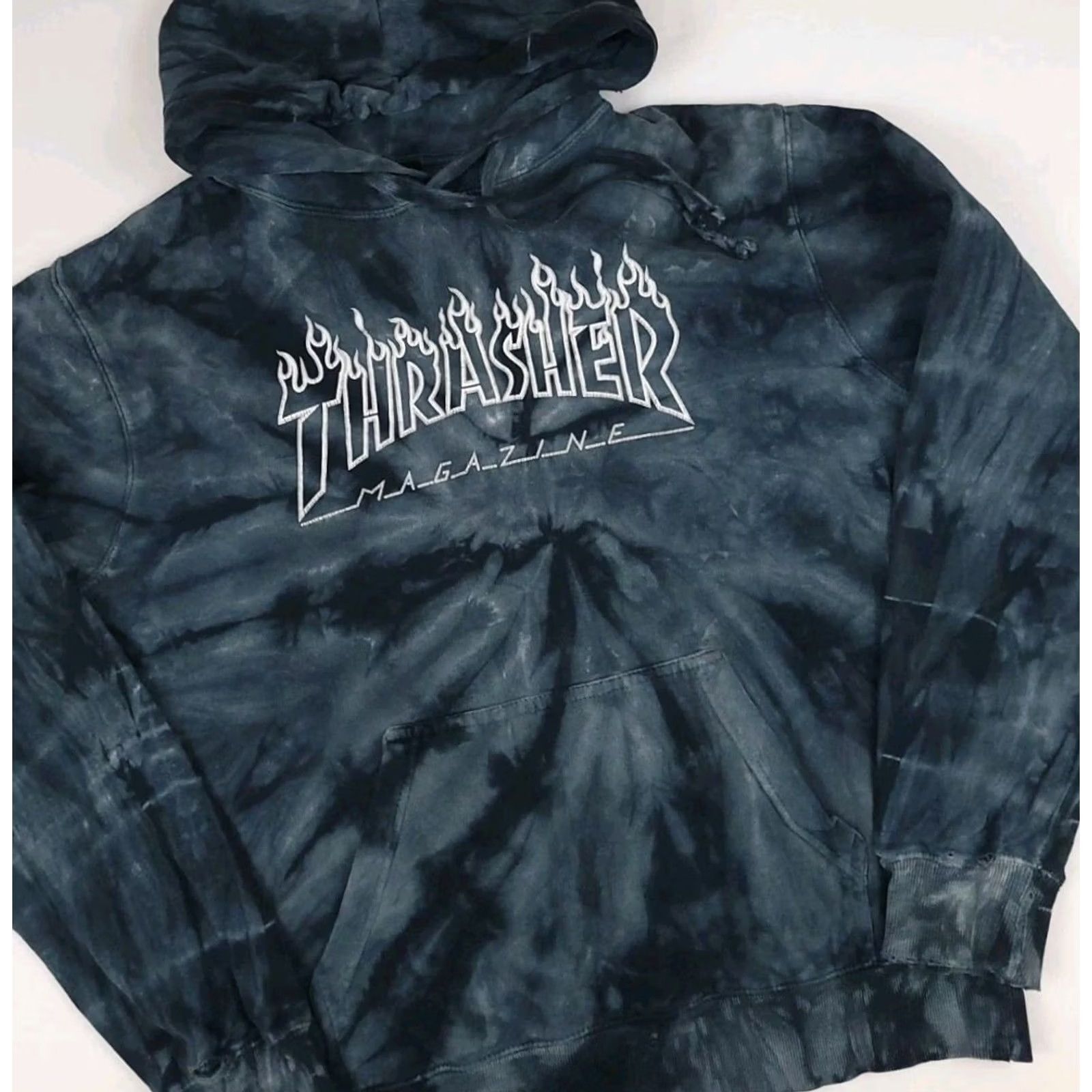 Thrasher VINTAGE Thrasher Hoodie Sweatshirt Tie Dye Pattern Blue Distressed Size US S / EU 44-46 / 1 - 2 Thumbnail