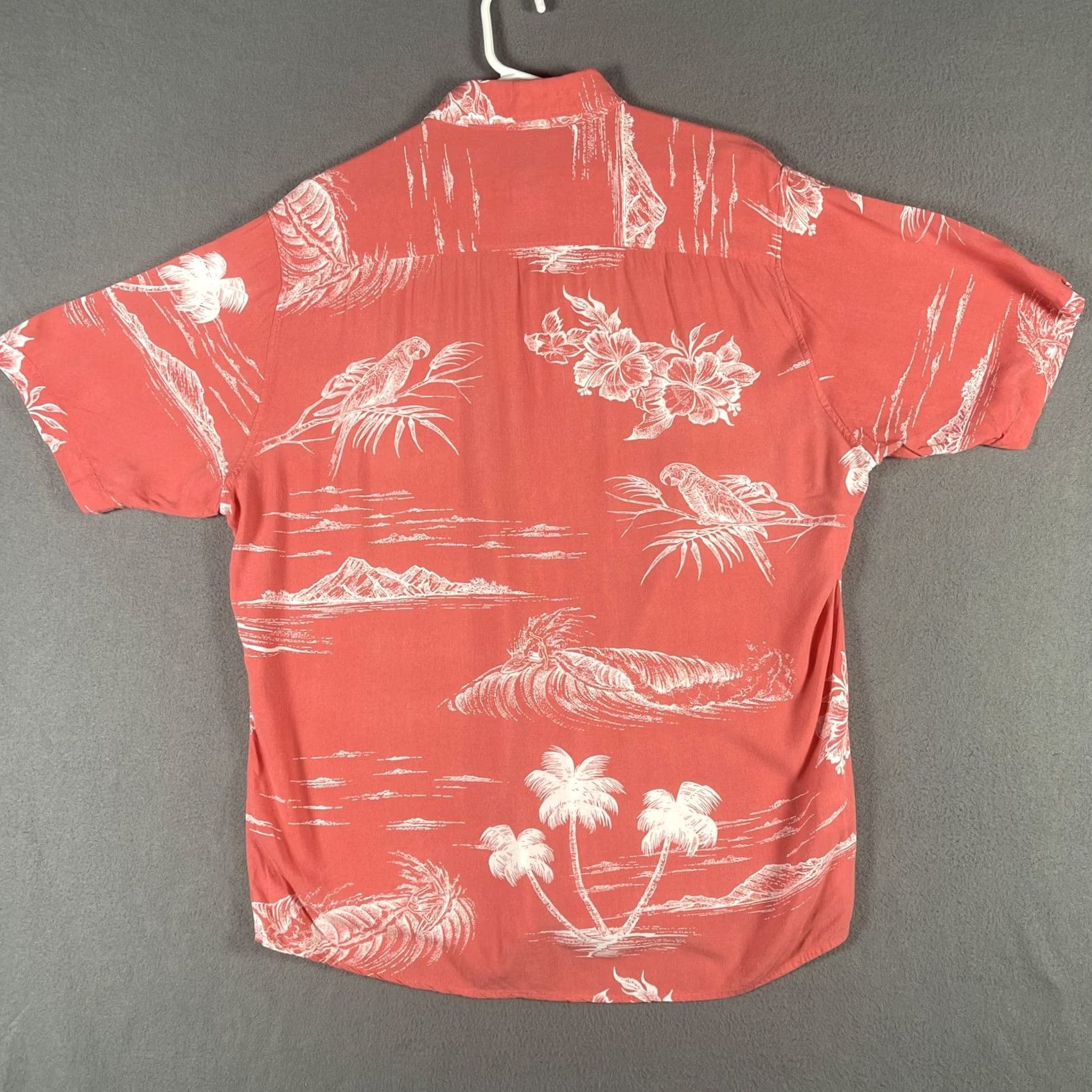 Billabong VINTAGE Billabong Shirt Mens Large Salmon White Hawaiian Aloha Rayon Parrot Palm Floral Size US L / EU 52-54 / 3 - 2 Thumbnail