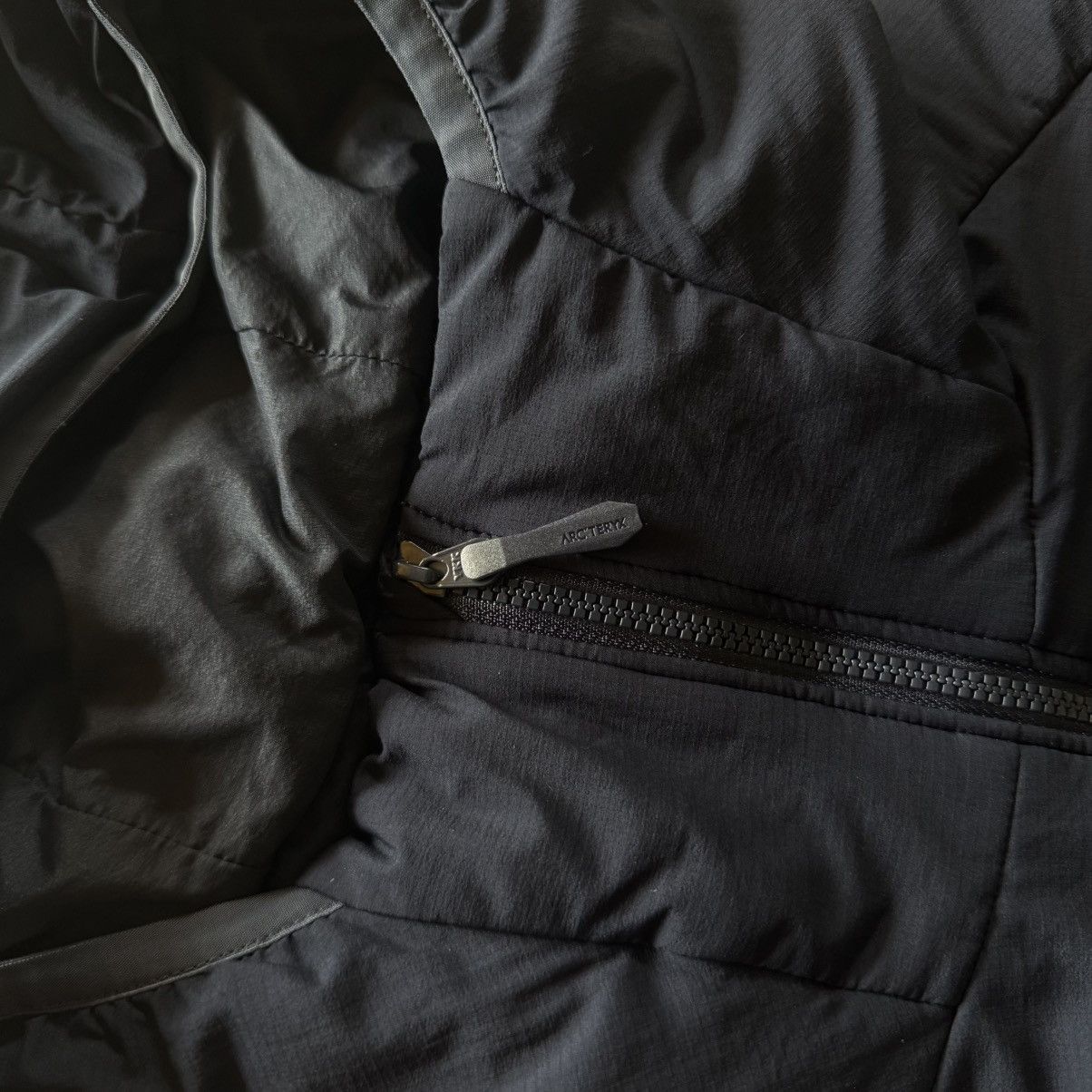 Arc'teryx Arc’teryx Atom LT Hoody Women’s Navy Size M / US 6-8 / IT 42-44 - 5 Thumbnail