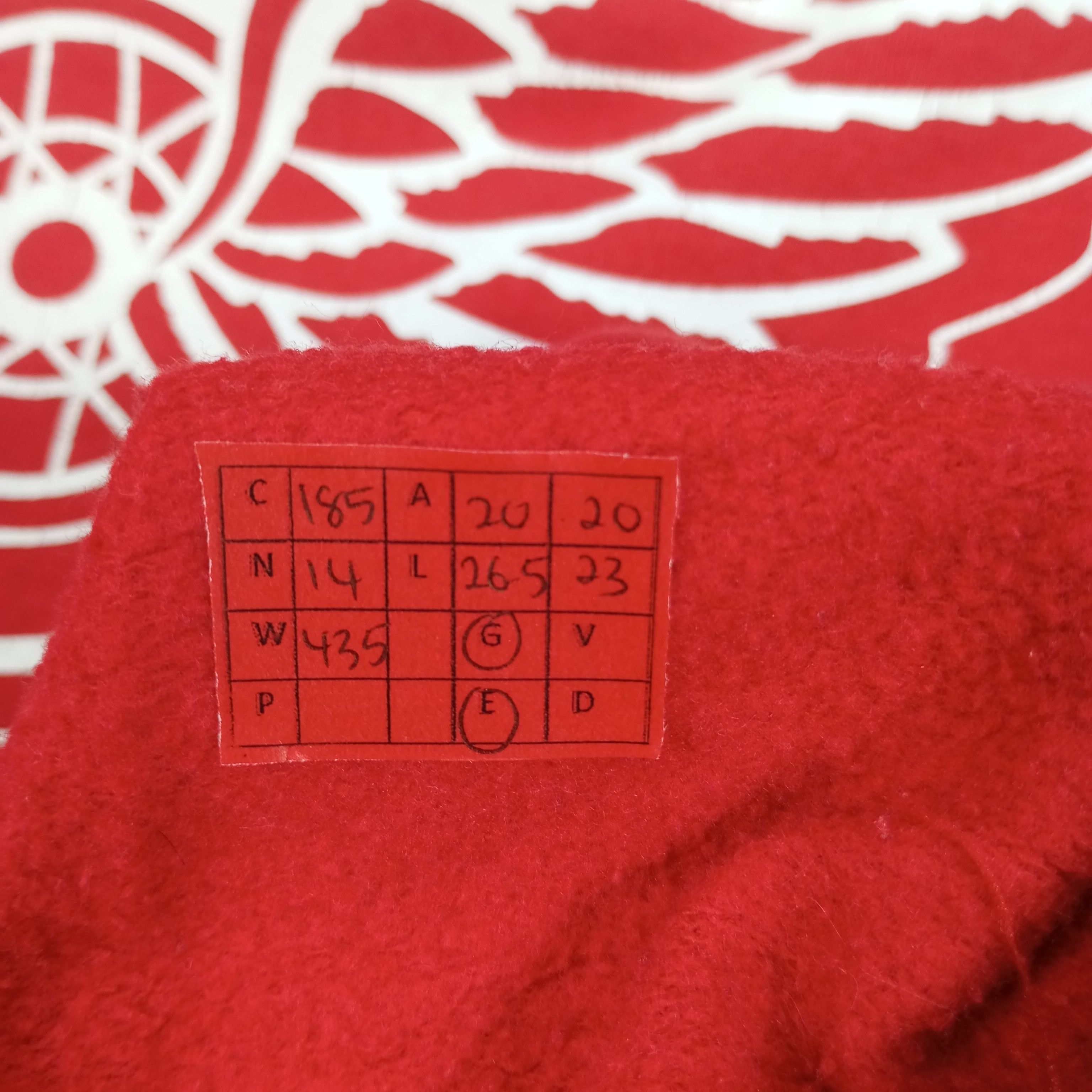 NHL × Vintage Detroit Red Wings Logo Design Ice Hockey Team Hoodies Size US S / EU 44-46 / 1 - 10 Thumbnail
