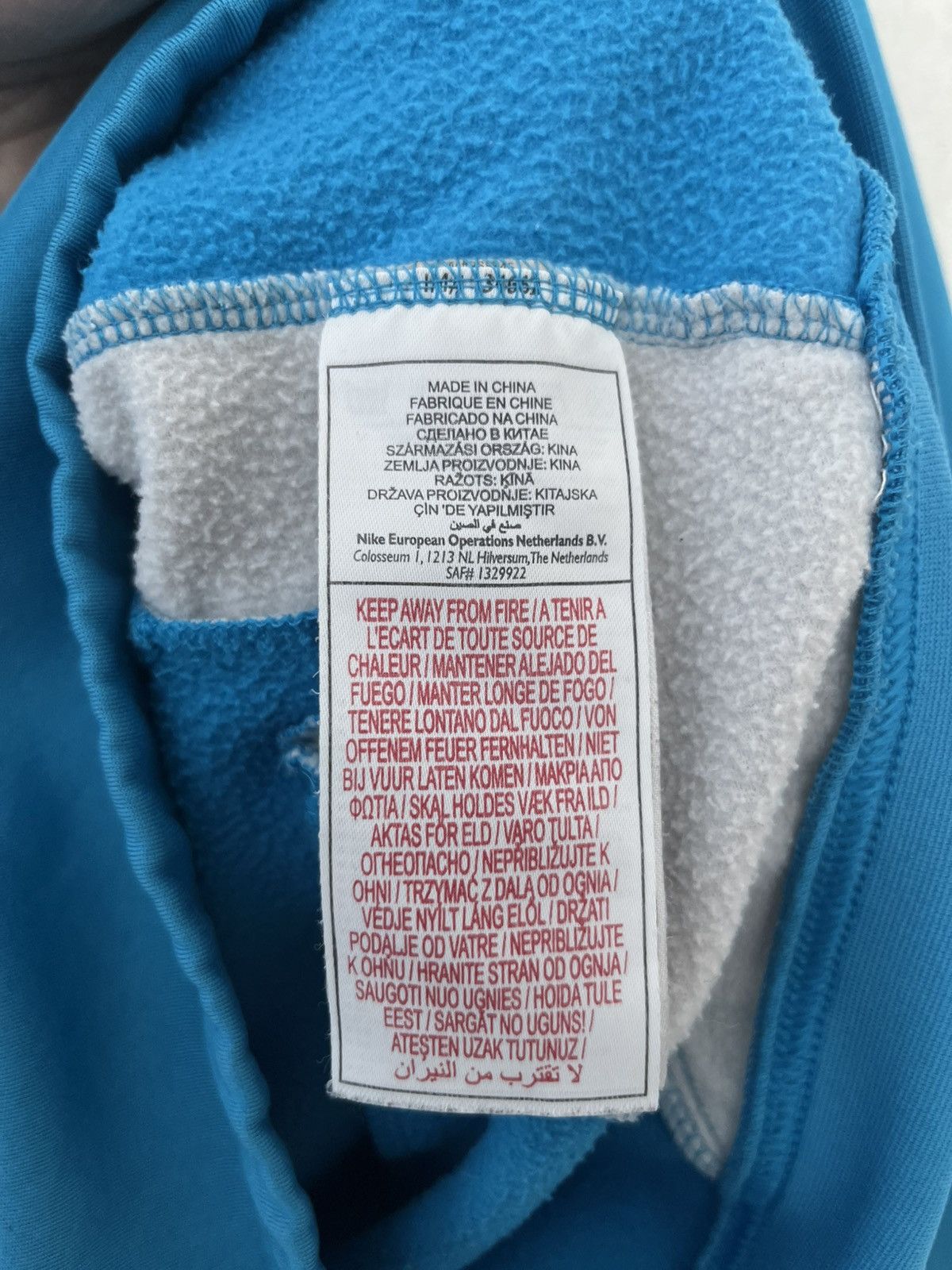 Nike PSV Eindhoven Nike Football Sweatshirt #9 Weber 00s Size US L / EU 52-54 / 3 - 9 Thumbnail