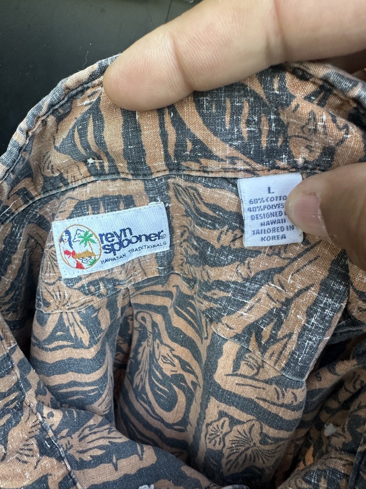 Reyn Spooner Reyn Spooner Brown Hawaiian Print 3/4 Button Men's Large Size US L / EU 52-54 / 3 - 4 Thumbnail
