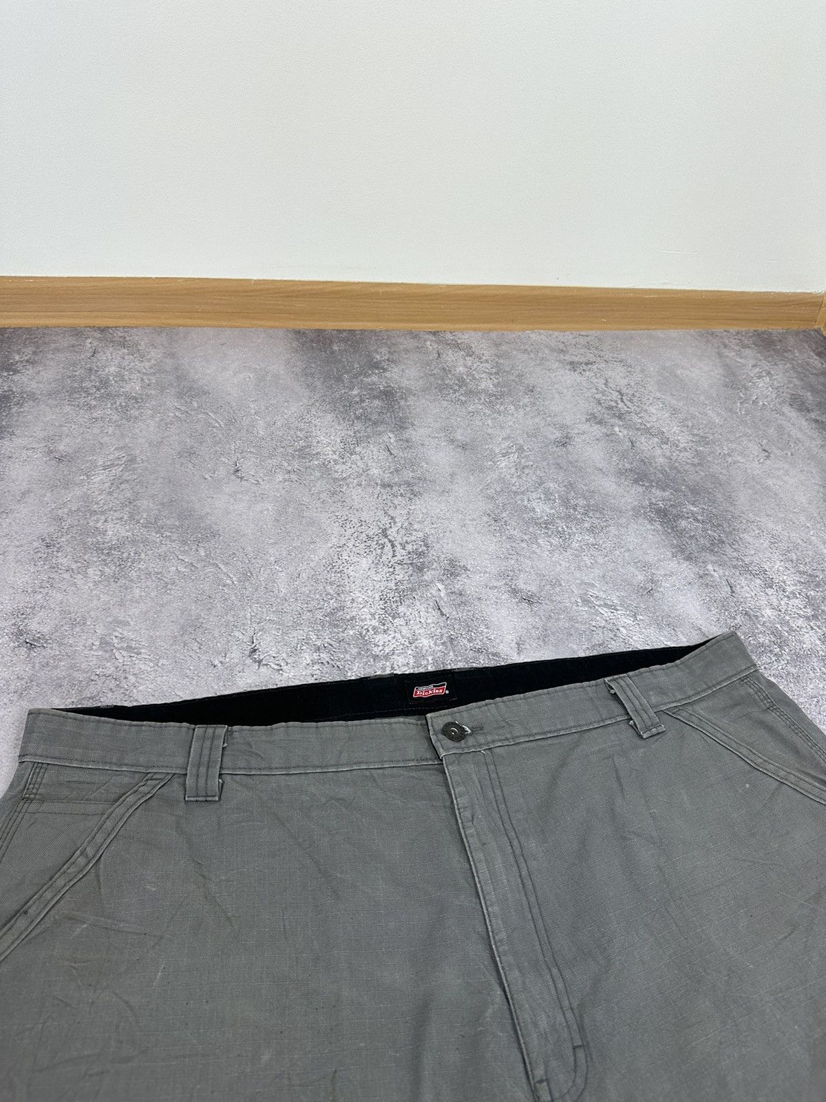 Dickies Vintage Dickies Cargo Carpenter Baggy Work Hype Y2K Shorts Size US 44 / EU 60 - 12 Thumbnail