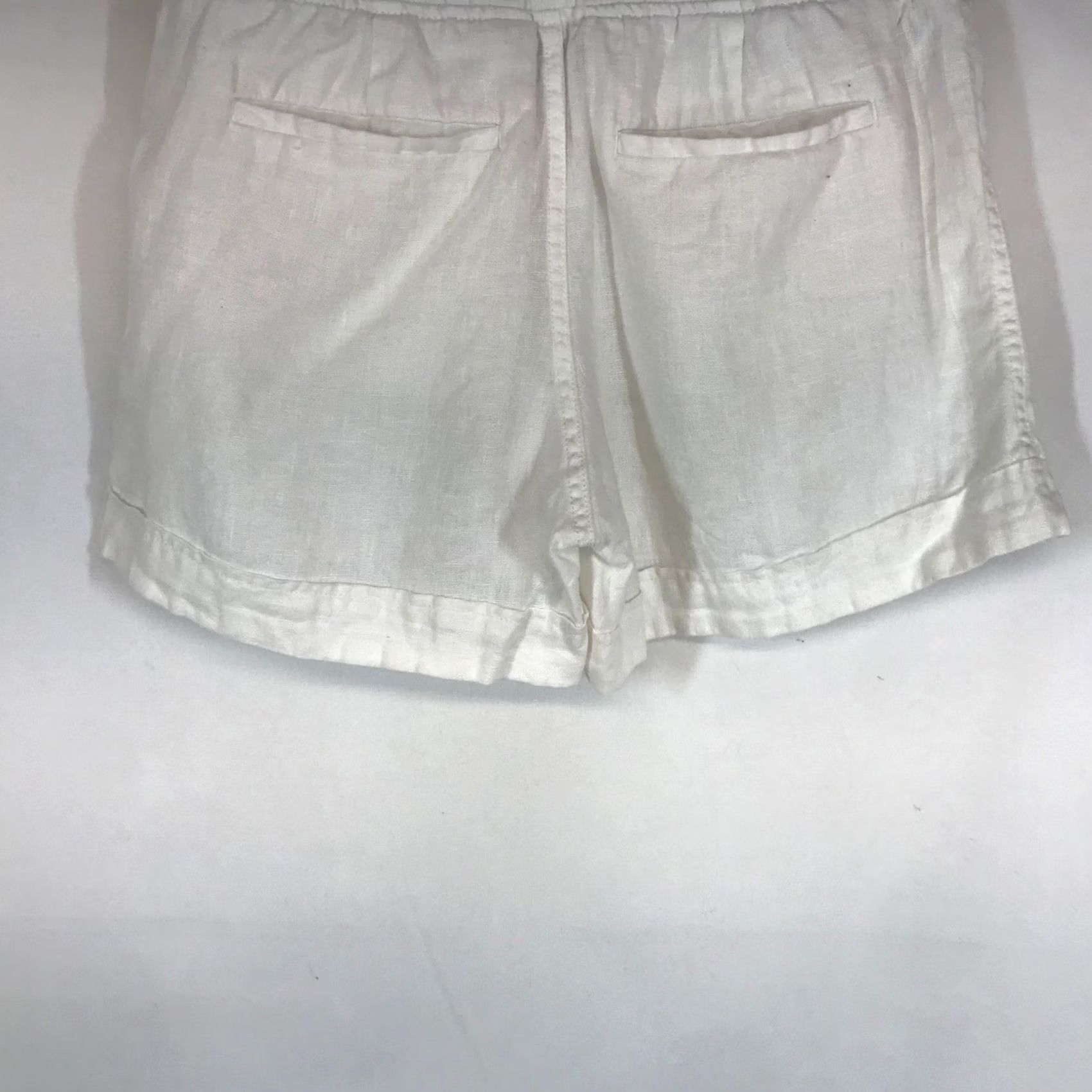 Athleta Athleta Cabo Linen 4" Short White Smocked Drawstring Waist Womens Size 2 Tall Size 26" / US 2 / IT 38 - 6 Thumbnail