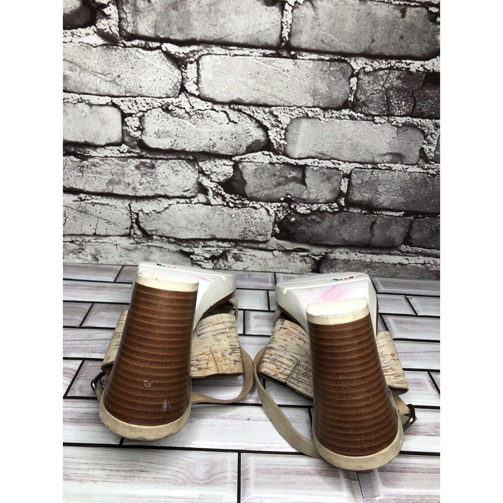 Johnston & Murphy Johnston & Murphy Kayla Taupe Leather Heel Strappy Sandals W Size US 9 / IT 39 - 8 Thumbnail