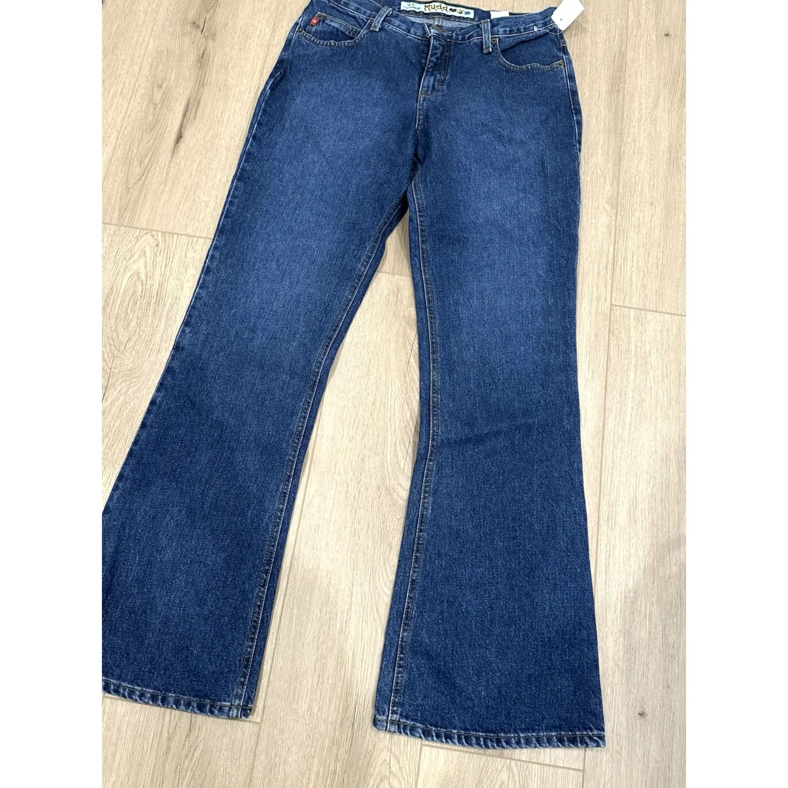 Bell VINTAGE Mudd Jeans NWT Size 11 Flare Bell Bottoms Boho Hippie Festival Womens Blue Denim 100% Cotton 90s Grunge Retro Shuffle Size 32" / US 10 / IT 46 - 2 Thumbnail