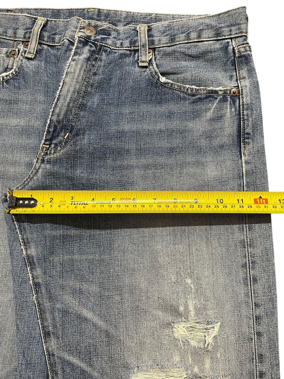 Uniqlo Vintage Japanese Uniqlo Blue Faded Wash Distressed Baggy Size US 34 / EU 50 - 16 Thumbnail