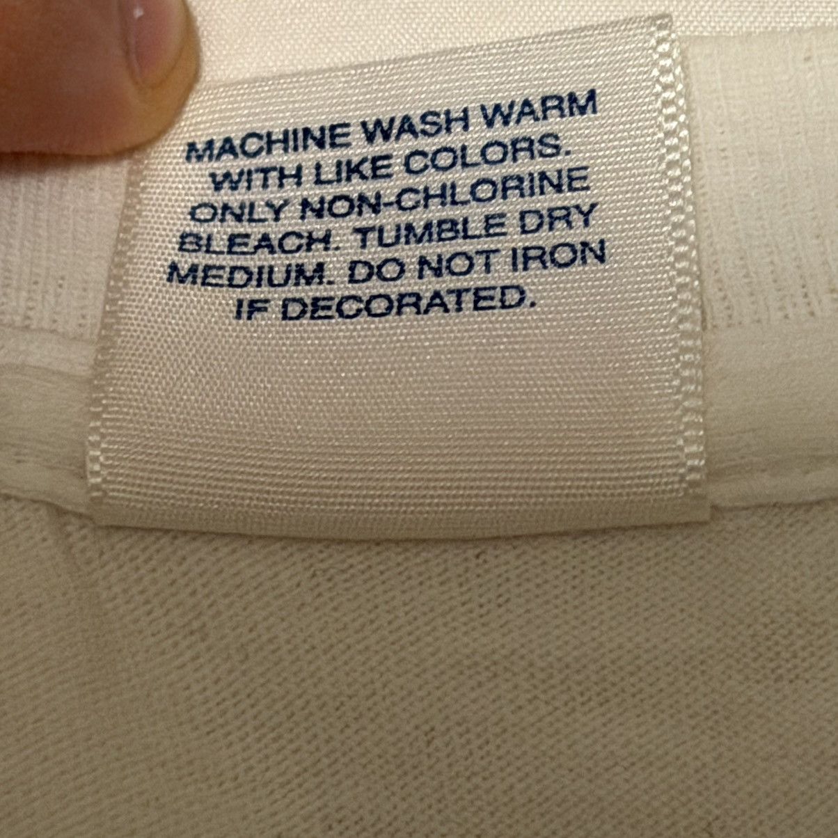 Supreme Supreme 2001 Navy on White Box Logo Size US M / EU 48-50 / 2 - 4 Thumbnail
