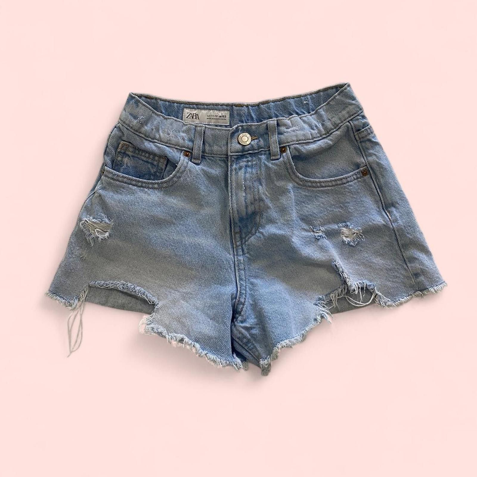 Zara Mid waisted Zara jeans - perfect for summer Size 42" / US 20 - 1 Thumbnail