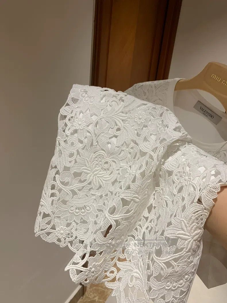 Valentino Valentino Short-sleeved T-shirt Size XS / US 0-2 / IT 36-38 - 3 Thumbnail