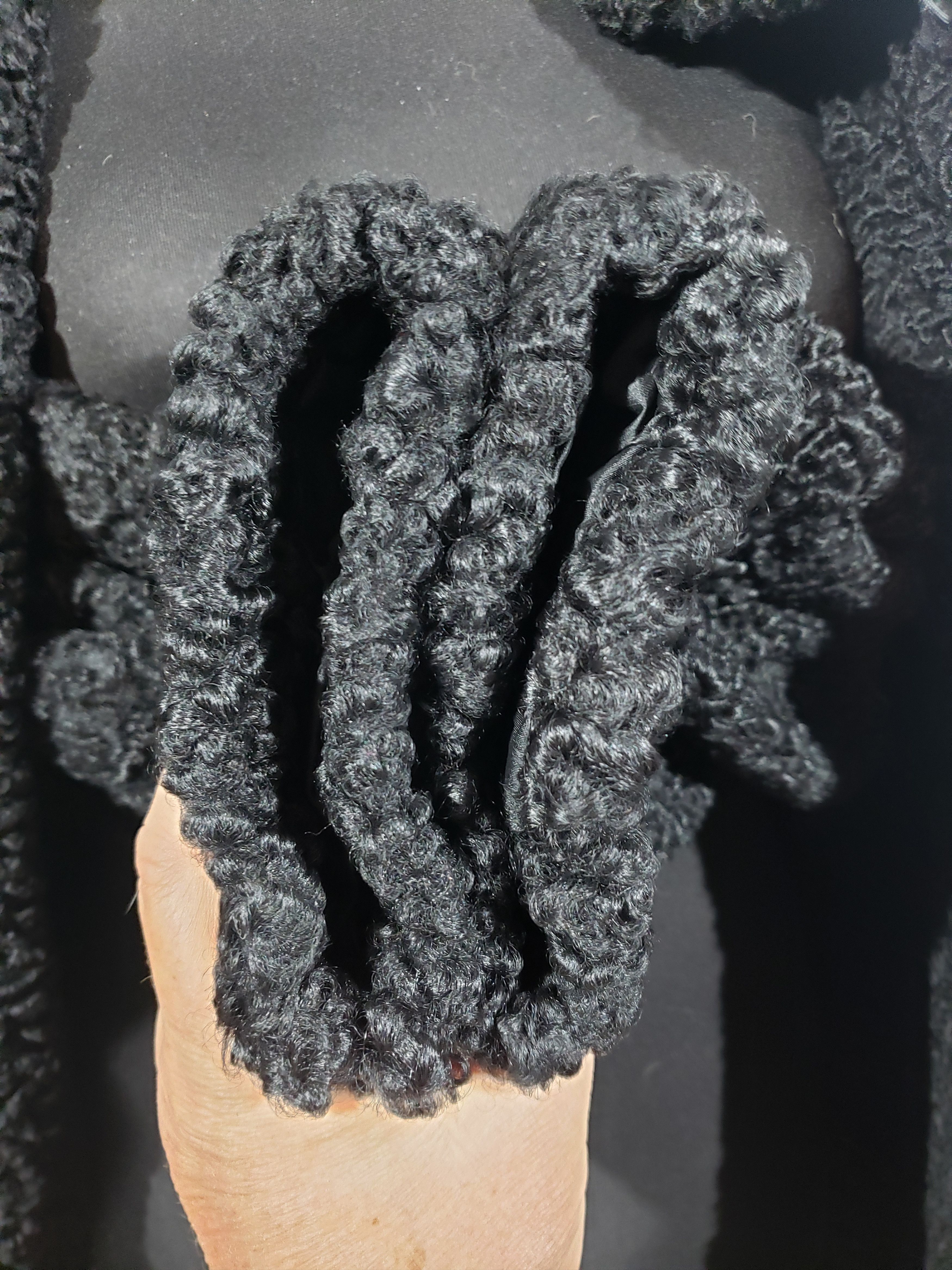 Other Luxurious women's fur coat made of genuine black sheep fur. Size XL / US 12-14 / IT 48-50 - 11 Thumbnail