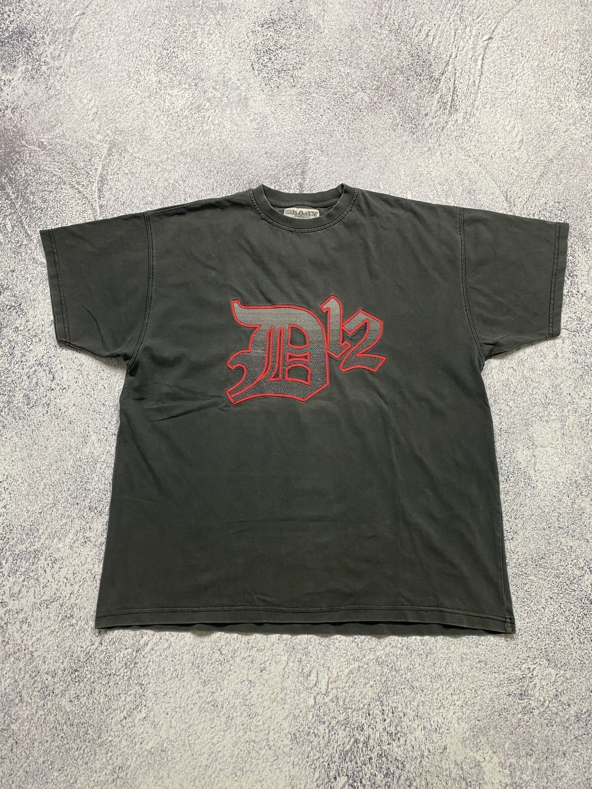 Band Tees × Rap Tees × Vintage Vintage D12 Detroit Eminem 2000 Slim Shady Rap T-shirt Size US XL / EU 56 / 4 - 3 Thumbnail