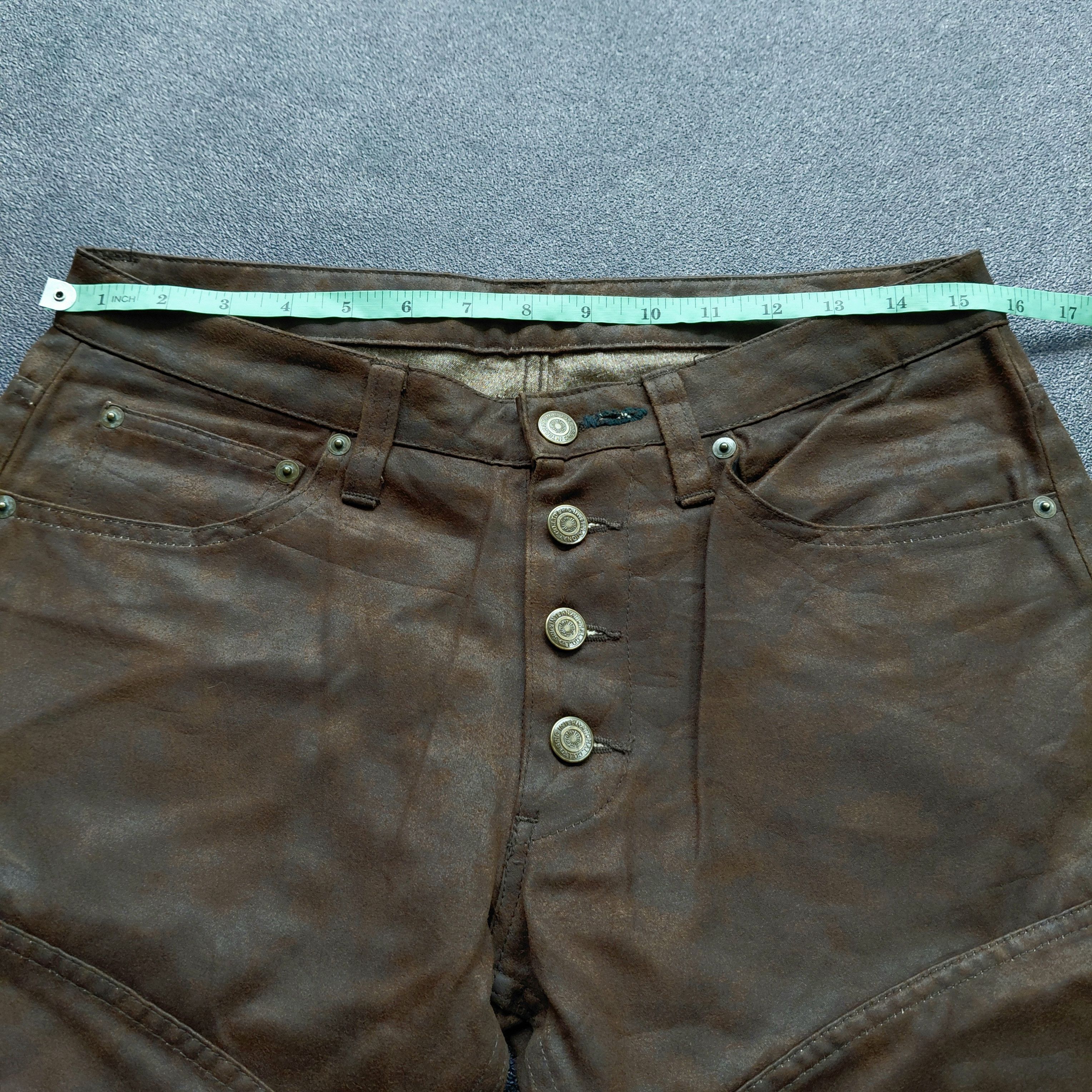 Tornado Mart Tornado Mart Botton Fly Pleated Knee Short Pants Size US 31 - 8 Thumbnail