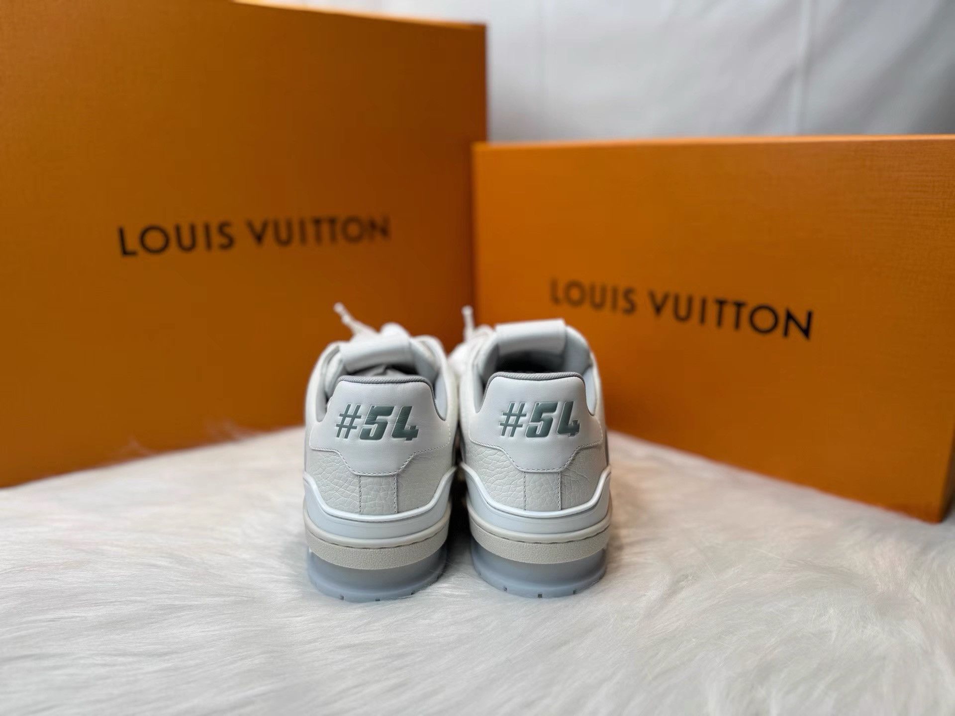 Louis Vuitton Louis Vuitton 2025 New White Cement Trainer Sneakers K36 Size US 9 / IT 39 - 3 Thumbnail