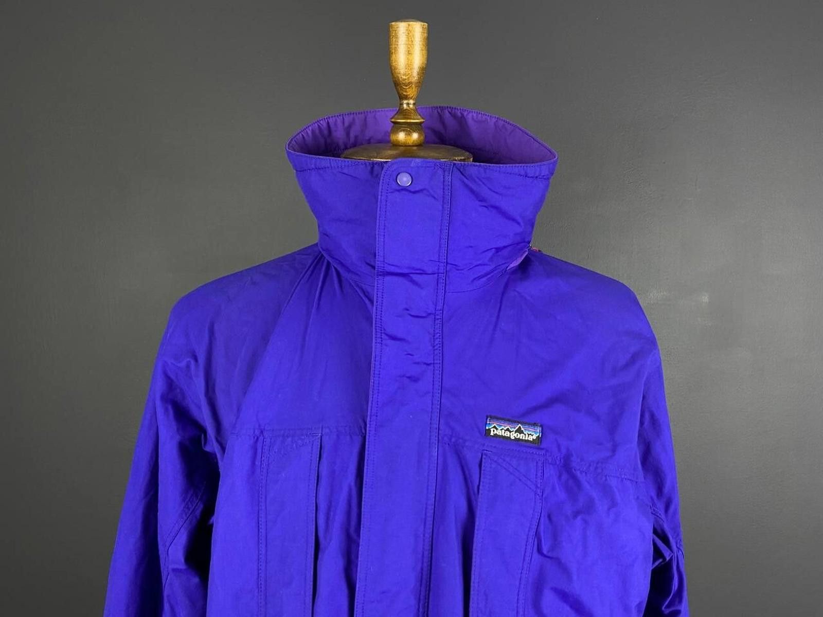 Patagonia Patagonia Blue Vintage Rare Sport Windbreaker Jacket Size L Size L / US 10 / IT 46 - 3 Thumbnail