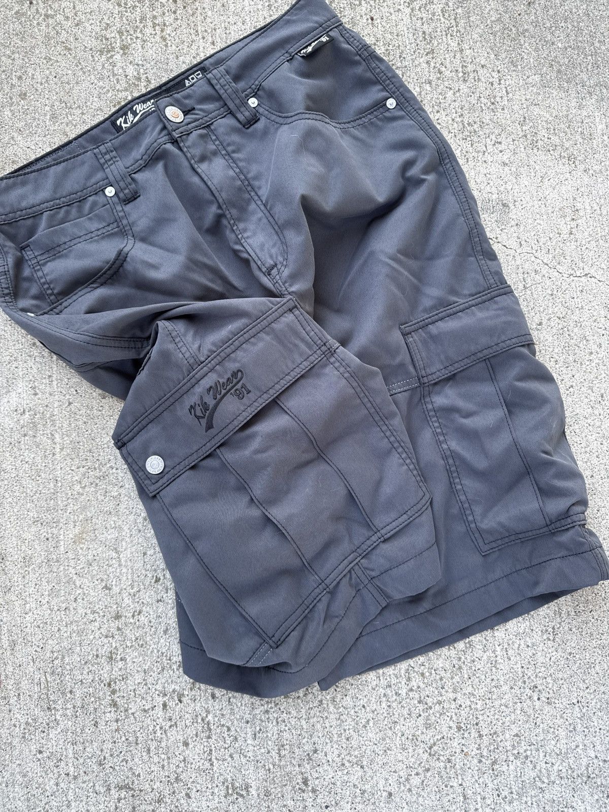 Other kikwear nylon microsuede cargo shorts Size US 32 / EU 48 - 5 Thumbnail