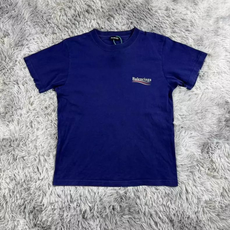 Balenciaga Balenciaga Coke short sleeve Size US L / EU 52-54 / 3 - 1 Thumbnail