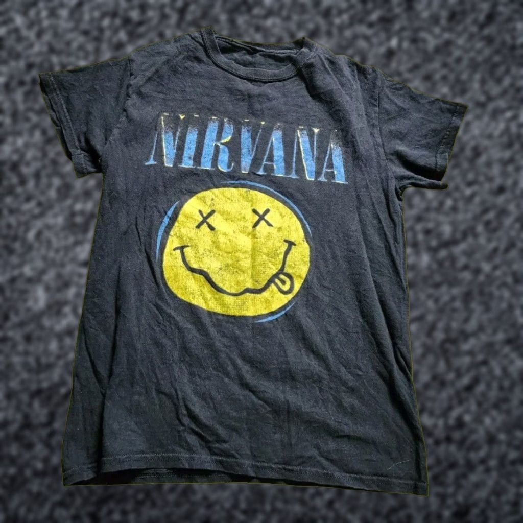 Vintage Nirvana Nevermind T Shirt Smiley Face Kurt Cobain Grunge Band Tee Black Mens S Size US S / EU 44-46 / 1 - 1 Thumbnail