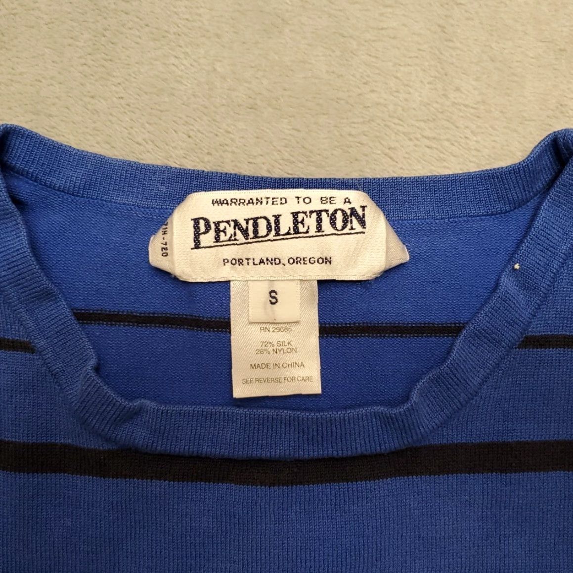Pendleton VINTAGE Pendleton Shirt Women Small Blue Striped Knit Silk Blend Short Sleeve Minimalist Size S / US 4 / IT 40 - 2 Thumbnail
