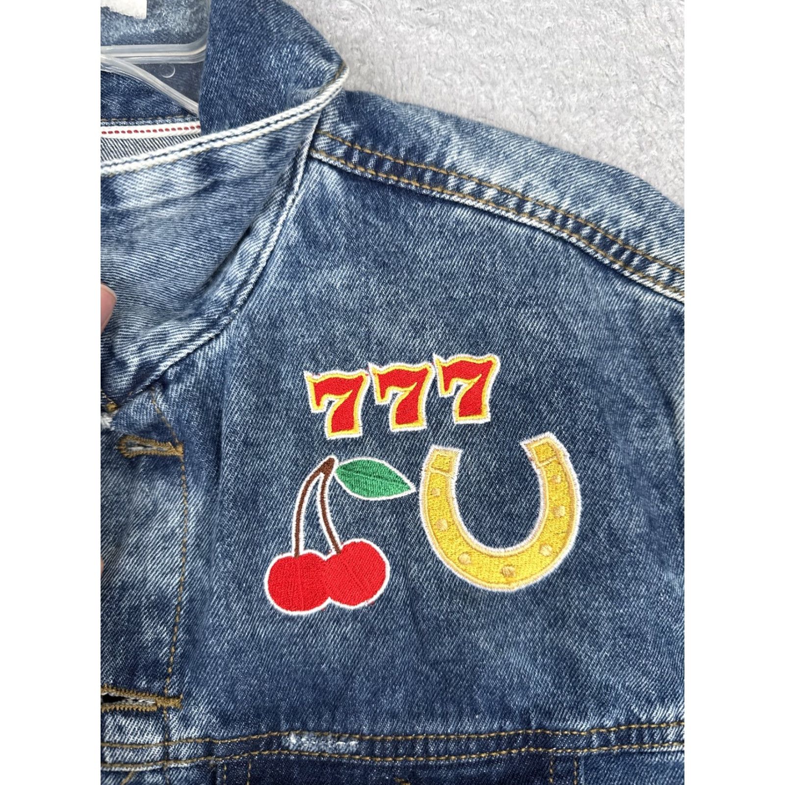 Denime Adam Levine Jacket Womens L Blue Denim Palms Casino Gambling Slots 777 Lucky Printed PALMS Patch Embroidered 777 Graphic Size L / US 10 / IT 46 - 7 Thumbnail