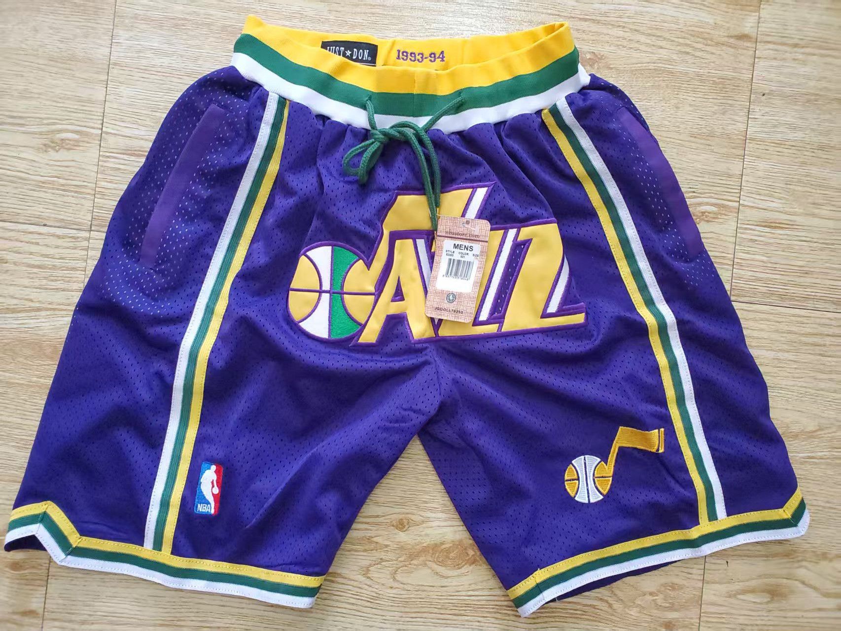 NBA Men's Utah Jazz Short Vintage With Pocket XL Size US 36 / EU 52 - 1 Thumbnail