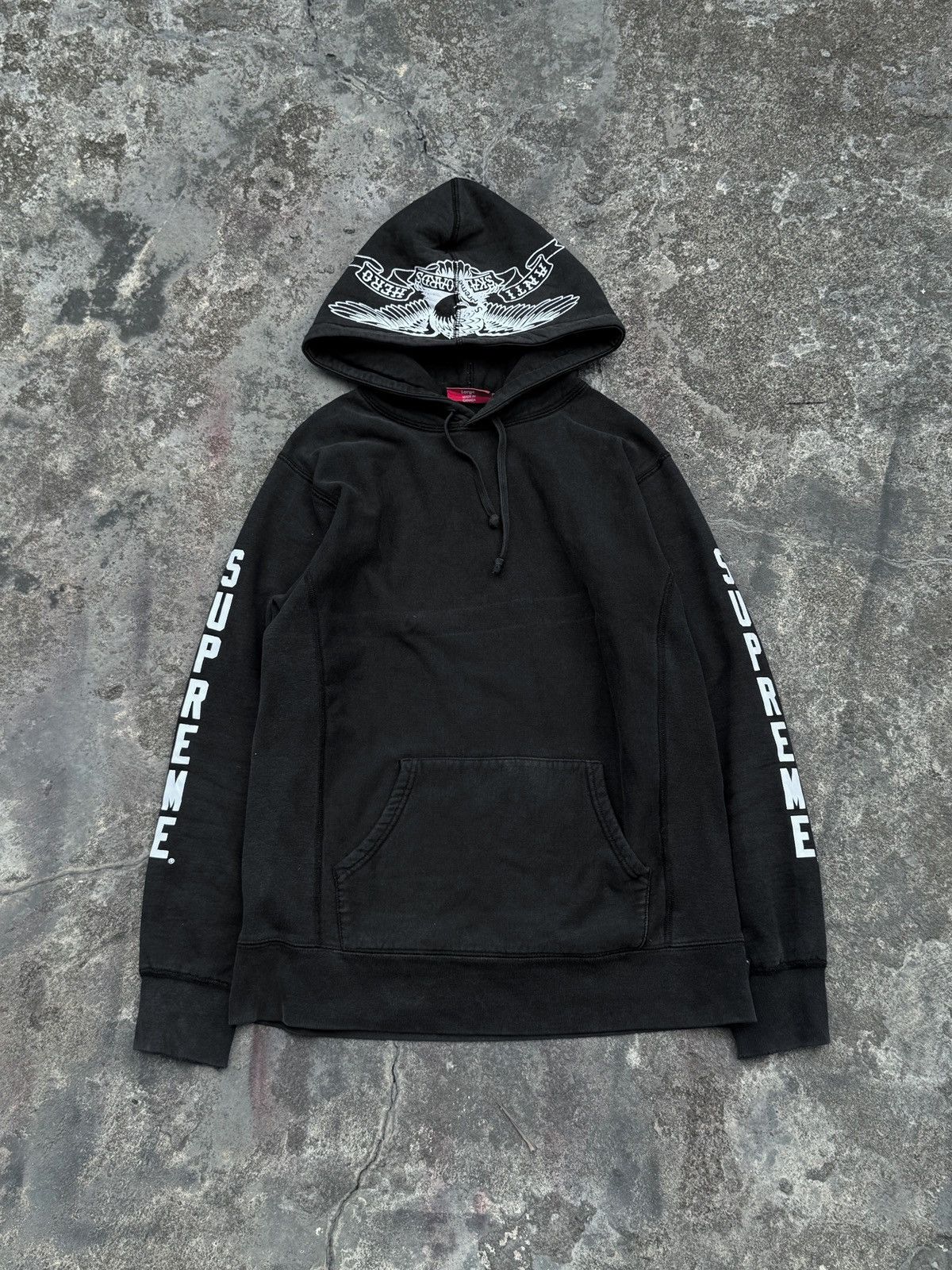 Supreme Supreme Trashed Hoodie Anti Hero Size US L / EU 52-54 / 3 - 1 Thumbnail