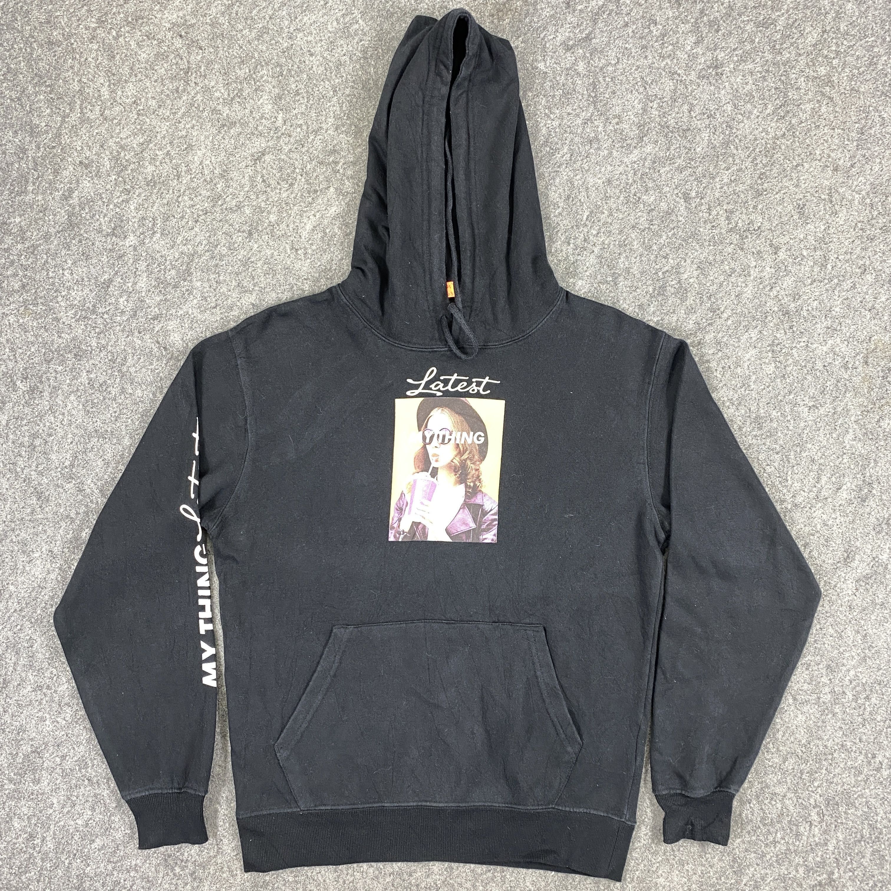 Japanese Brand Vintage Wego My Thing Hoodie - SW0133 Size US S / EU 44-46 / 1 - 1 Thumbnail
