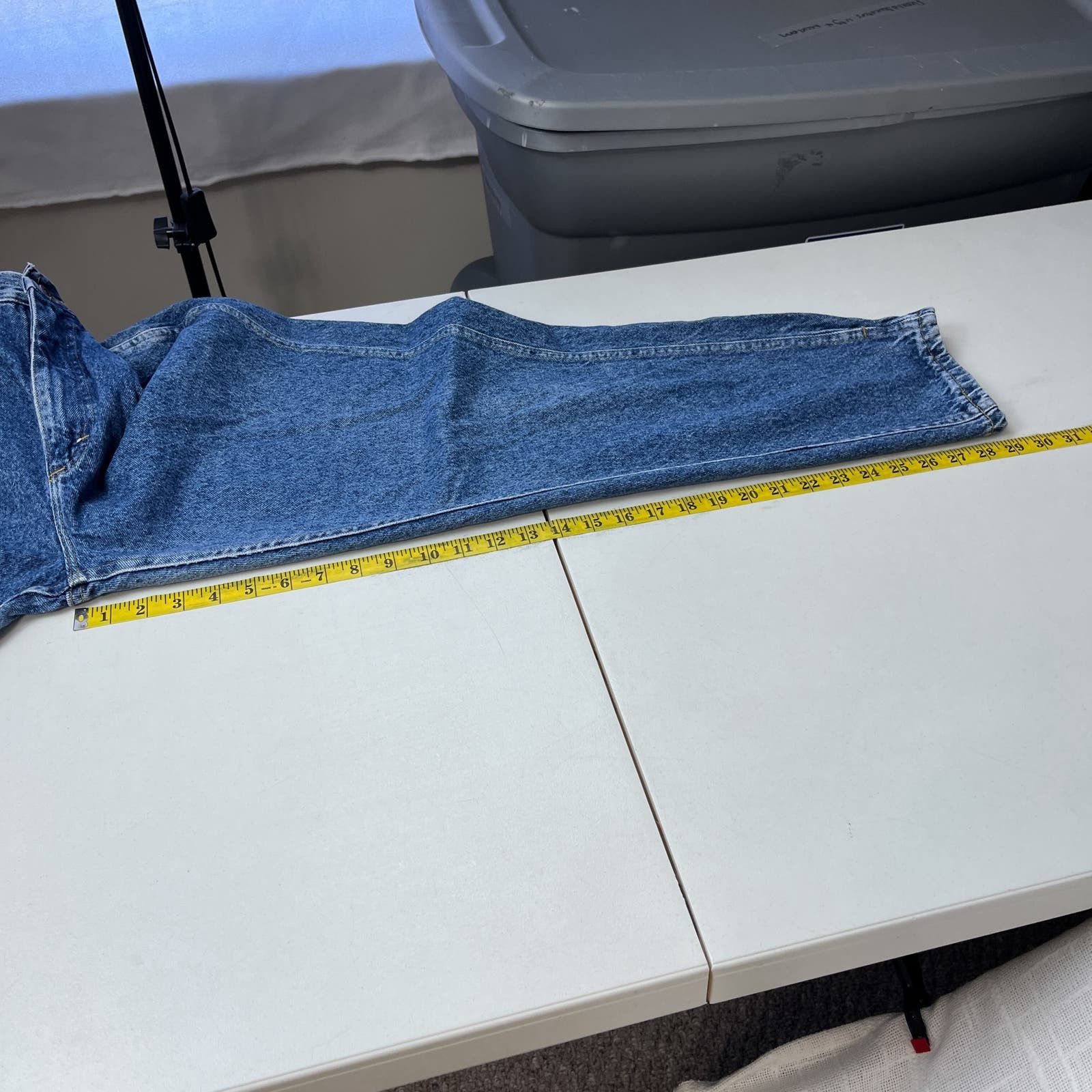 Lee × Vintage 80s Bare Back Pleated Jeans 28x29 High Rise Taper USA Stone Size 28" / US 6 / IT 42 - 4 Thumbnail
