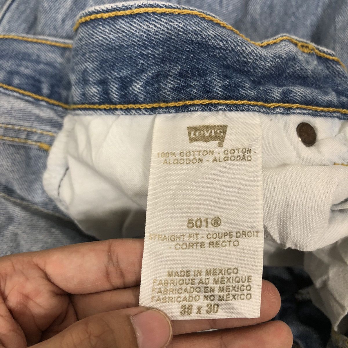 Levi's 🔥90’s VINTAGE LEVIS DISTRESSED DENIM JEANS USA Size US 36 / EU 52 - 15 Thumbnail