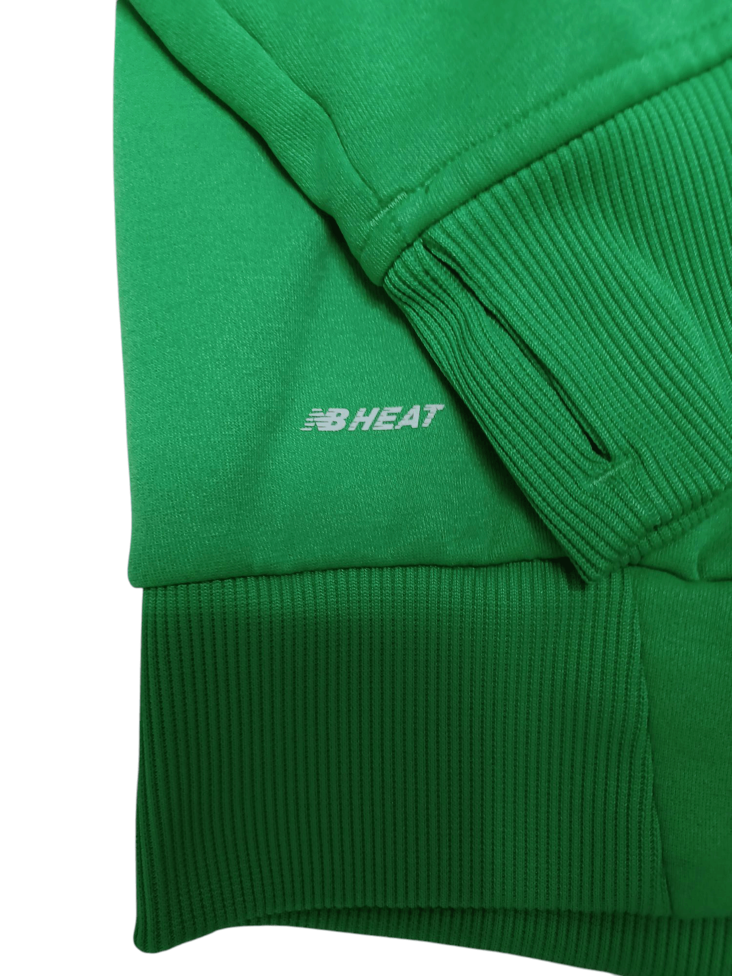 New Balance CELTIC GLASGOW NEW BALANCE TRAINING SOCCER SWEATSHIRT Size US L / EU 52-54 / 3 - 3 Thumbnail