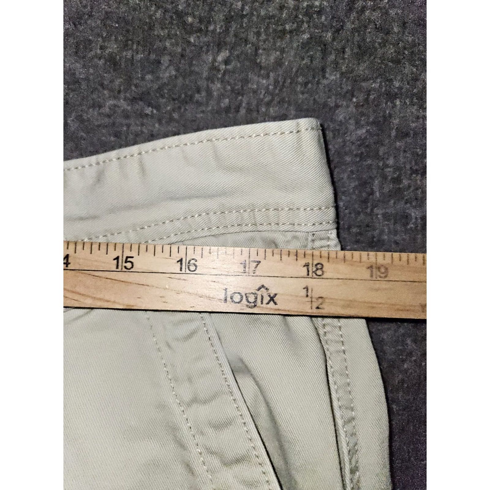 Levi's VINTAGE Levi's Cargo Pants Mens 36x34 Khaki Workwear Cargo Pockets Egypt Army Logo Relaxed Straight Regular Beige 90s Mens Size US 36 / EU 52 - 4 Thumbnail