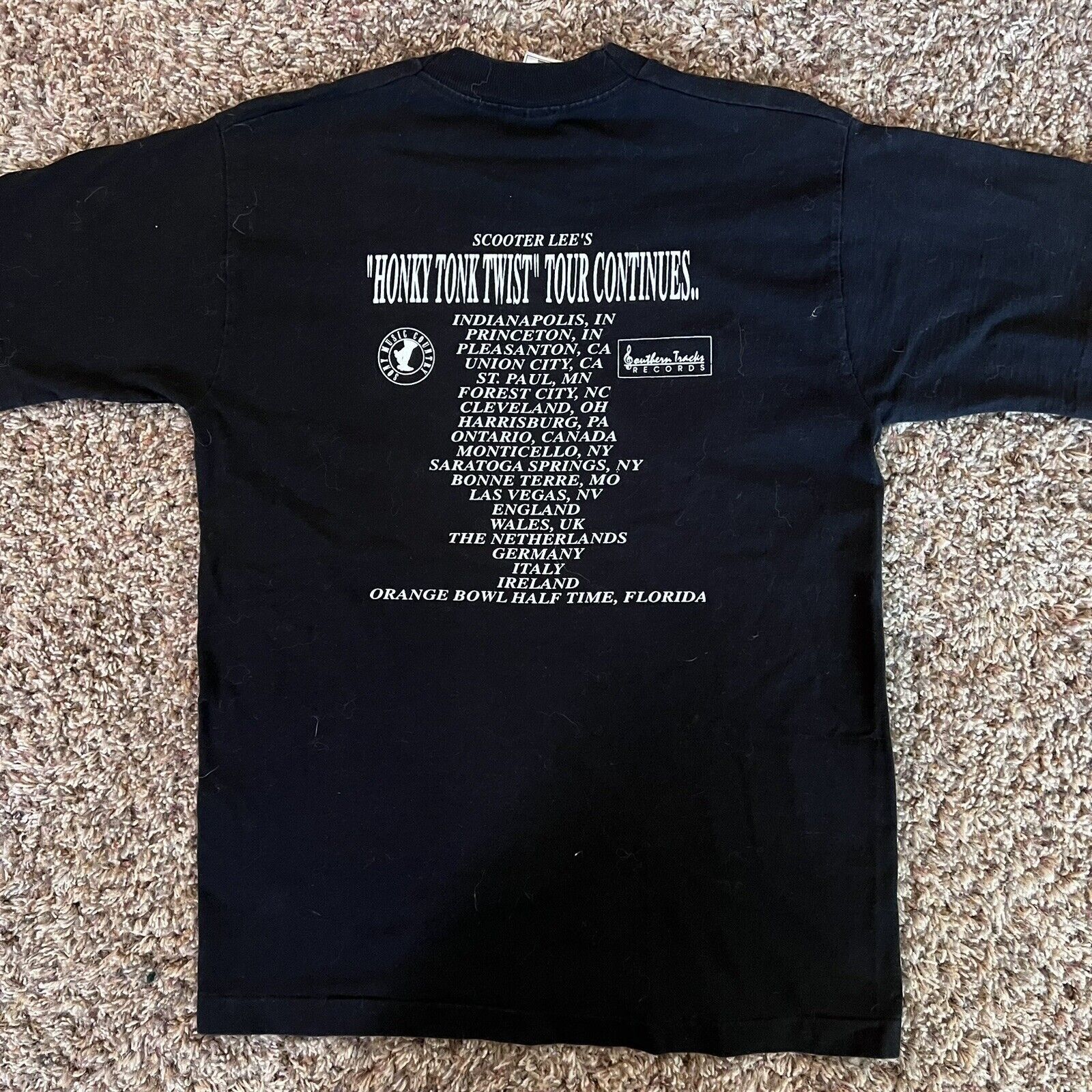 Vintage 90s Vintage Louisiana Hot Sauce Lee Honky Tonk Twist Shirt Size US M / EU 48-50 / 2 - 2 Thumbnail
