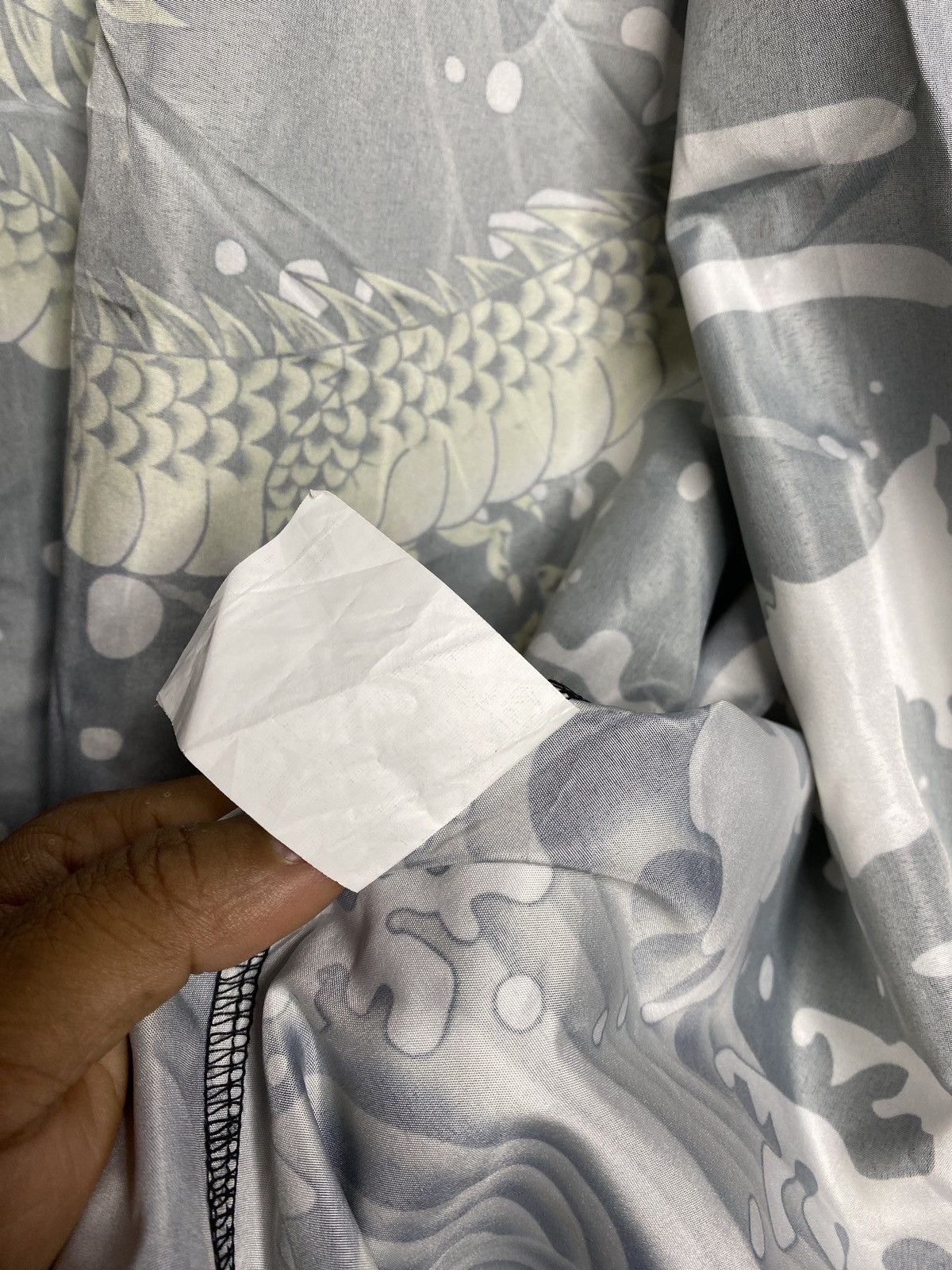 Japanese Brand Anhelon robe with dragon motif, smooth material Size US XL / EU 56 / 4 - 9 Thumbnail