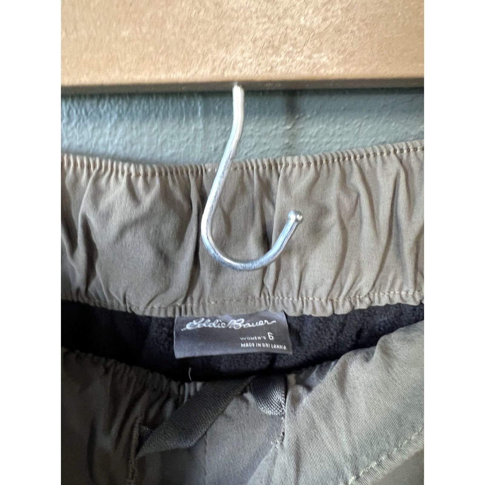 Eddie Bauer Eddie Bauer Womens Pants Khaki Nylon Lined Chino Size 6 27" Straight Leg Beige Used Size 28" / US 6 / IT 42 - 3 Thumbnail