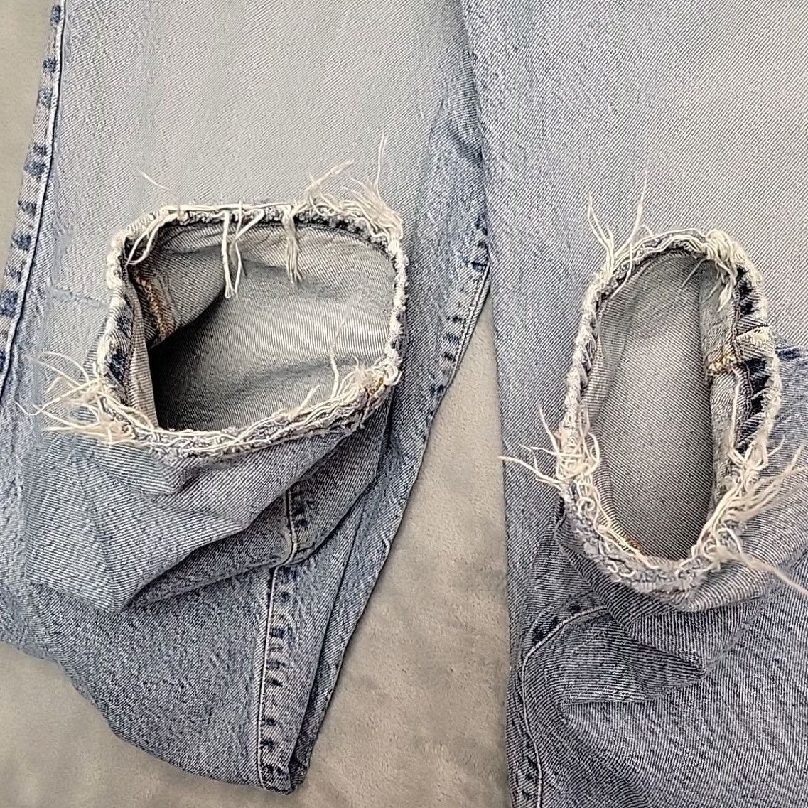 Lucky Brand VINTAGE Lucky Brand Jeans Mens 34 Blue Straight Leg Distressed Made In USA 90s Size US 34 / EU 50 - 3 Thumbnail