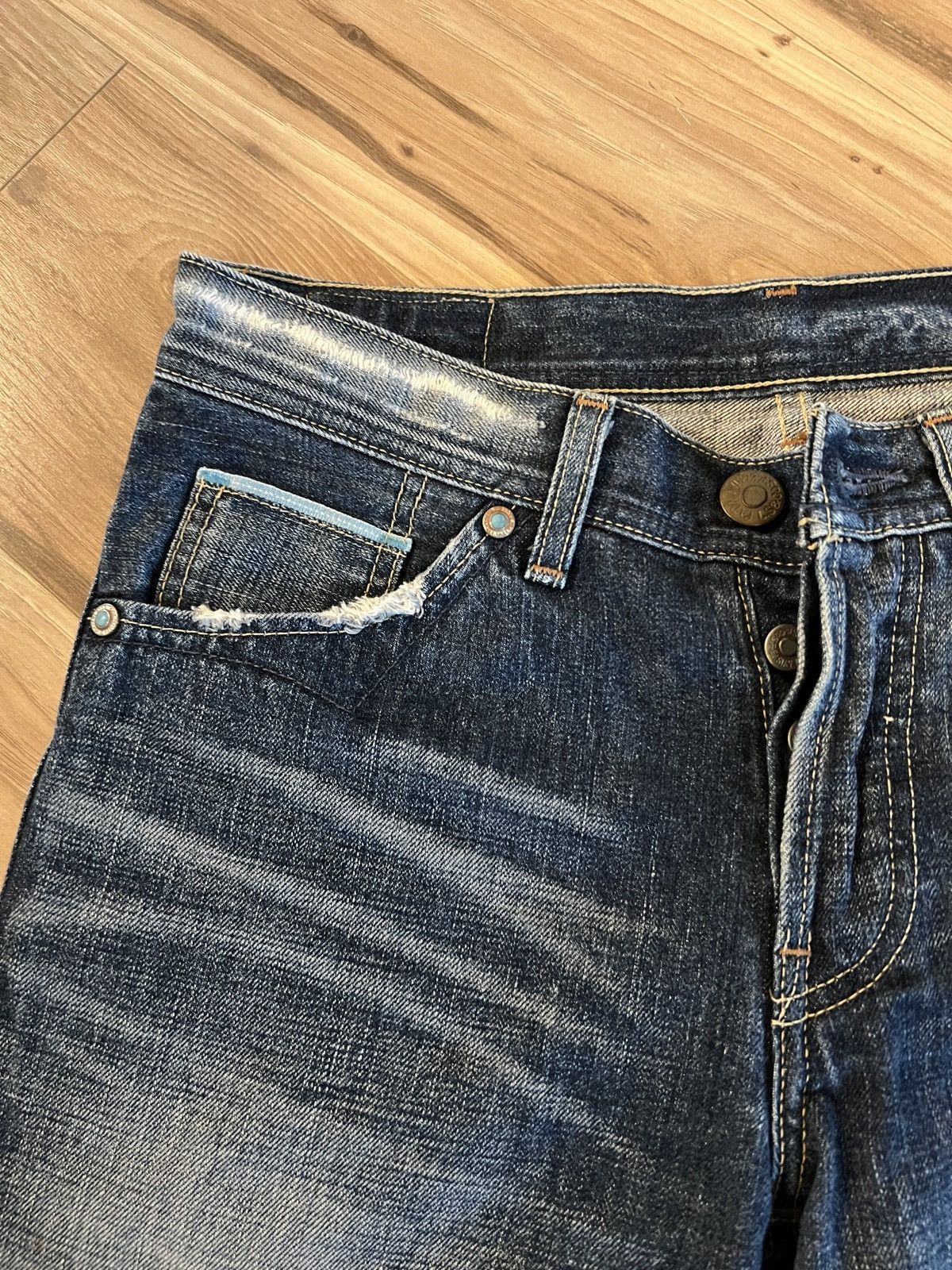 Levi's Vintage Levi Sky Blue Selvedge Denim 501XX Made in Japan Size US 30 / EU 46 - 4 Thumbnail