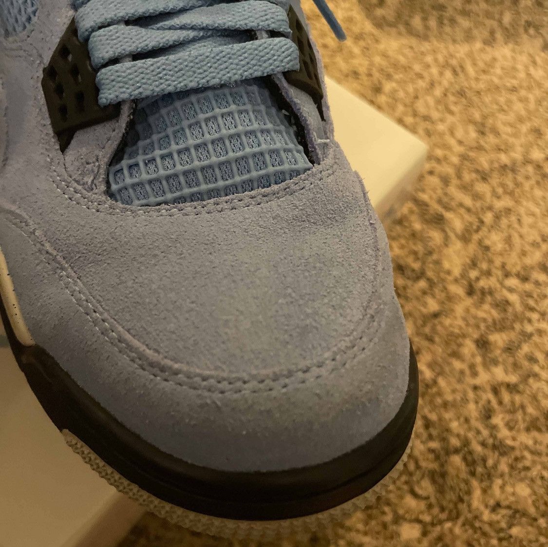 Nike Jordan 4 University Blue Size US 8 / EU 41 - 8 Thumbnail