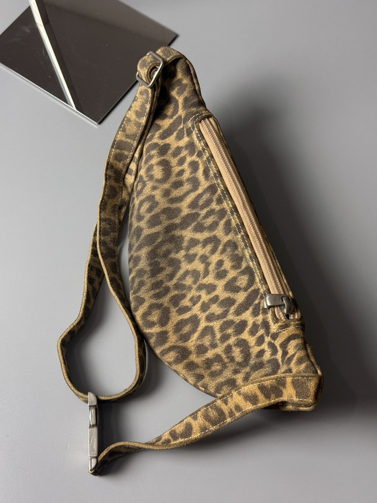 Vivienne Westwood Rare vintage vivienne westwood leopard waist bag Size ONE SIZE - 5 Thumbnail